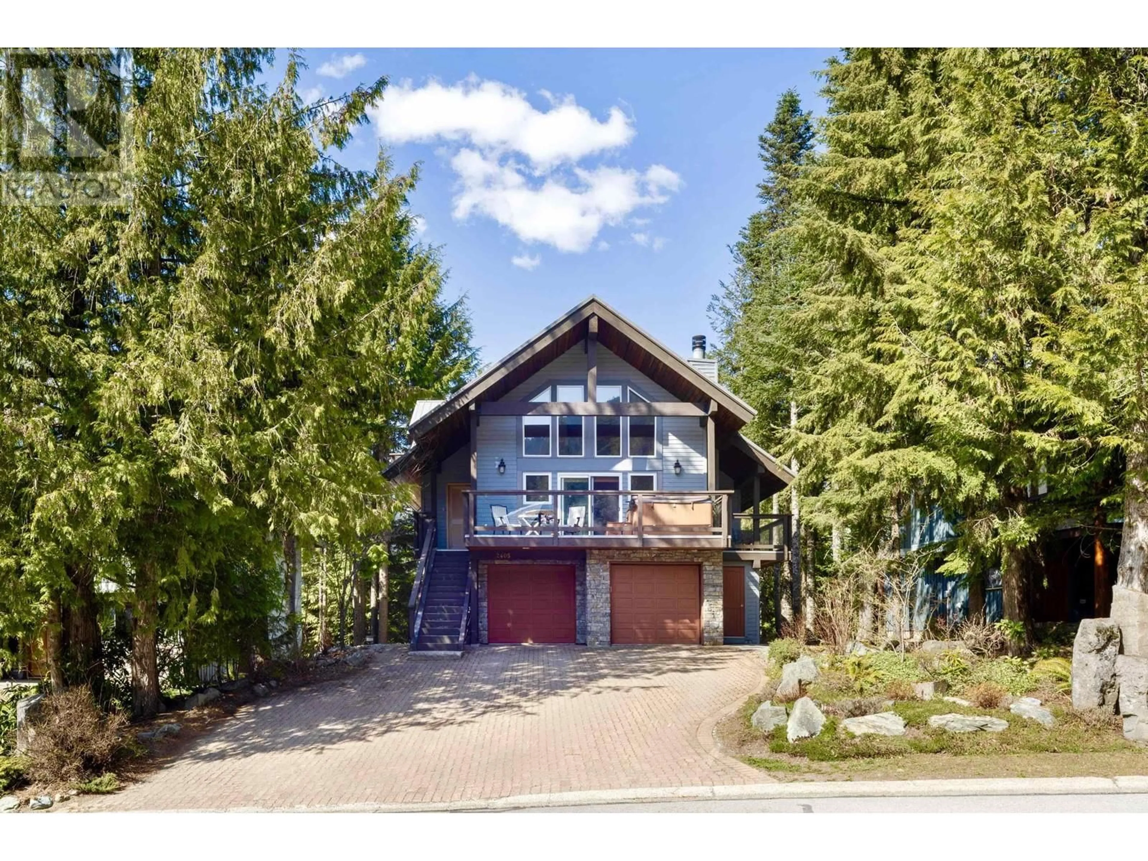 A pic from outside/outdoor area/front of a property/back of a property/a pic from drone, unknown for 2405 LOS LENAS PLACE, Whistler British Columbia V8E0N2