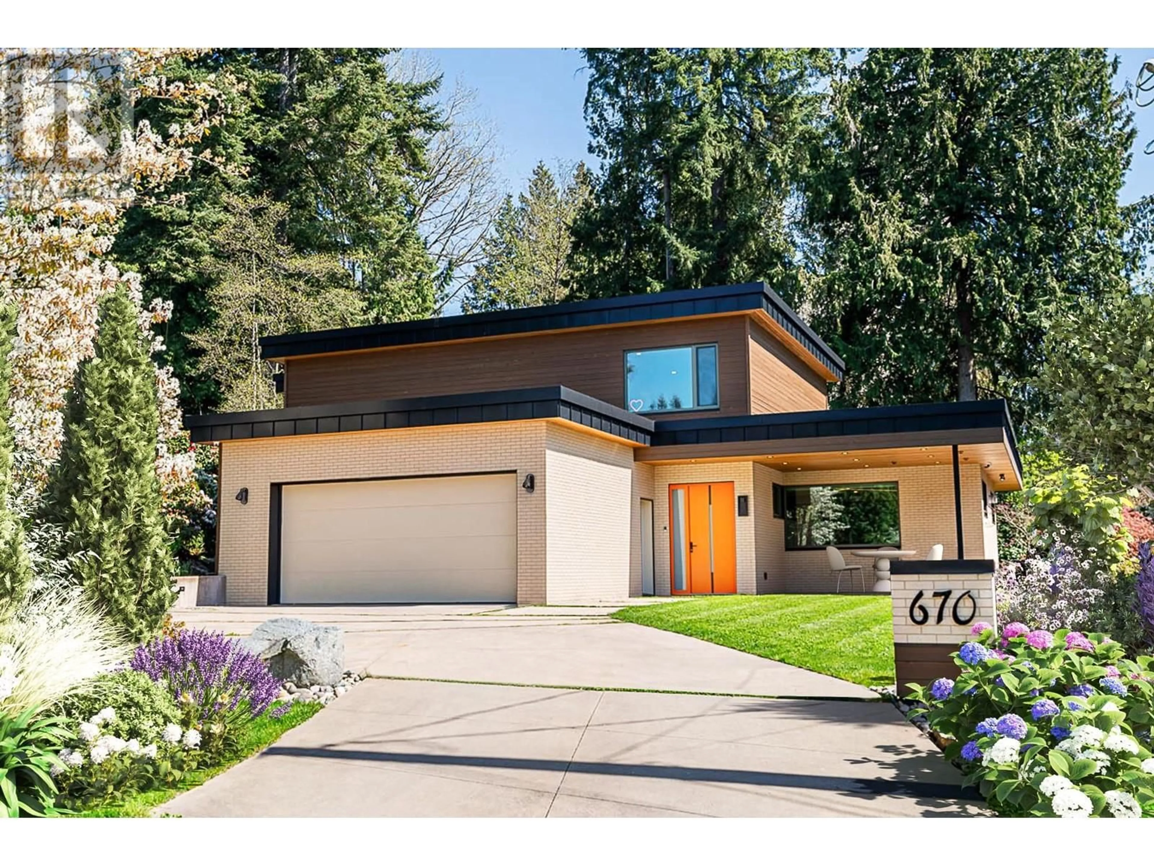 Home with brick exterior material, street for 670 ST. IVES CRESCENT, North Vancouver British Columbia V7N2X3