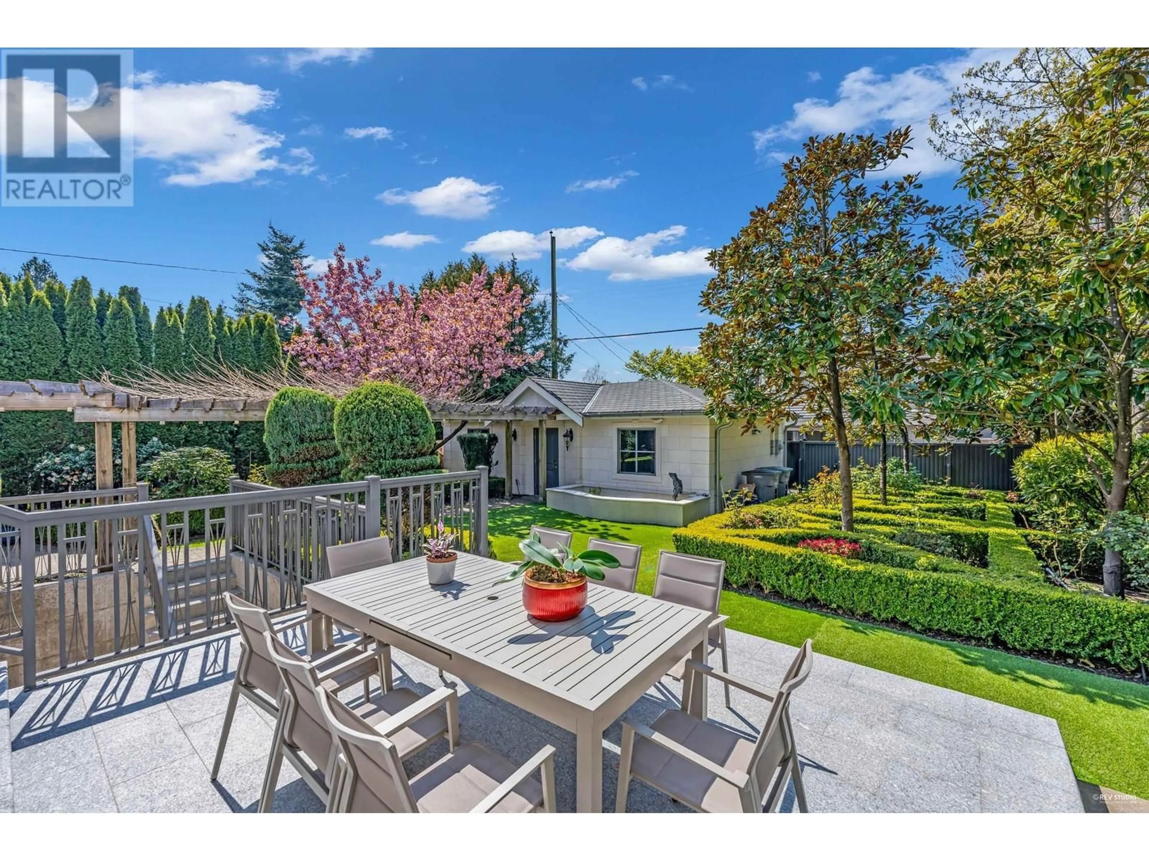 Patio, street for 6823 ADERA STREET, Vancouver British Columbia V6P5C2