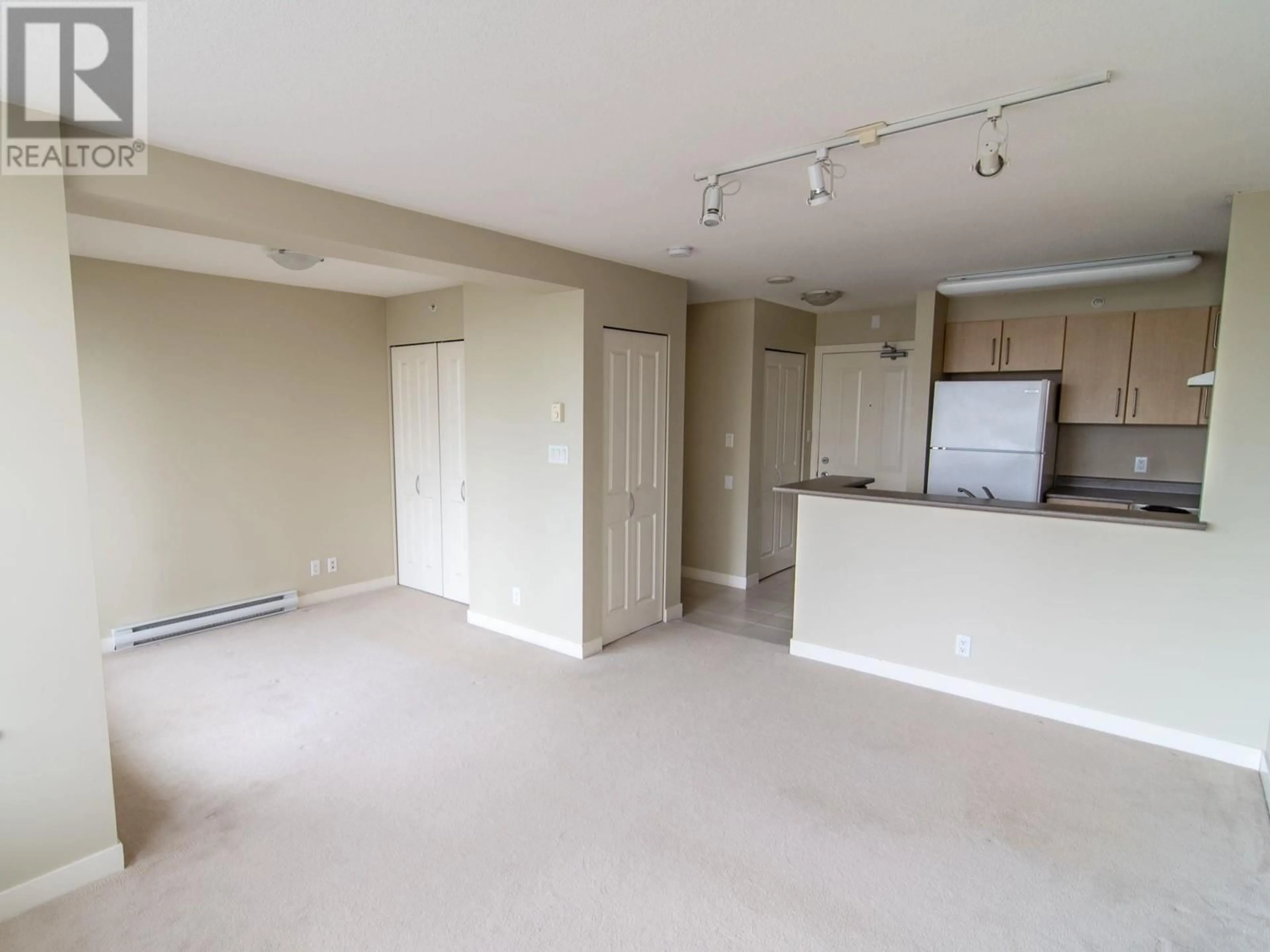 A pic of a room for 410 - 5380 OBEN STREET, Vancouver British Columbia V5R6H7