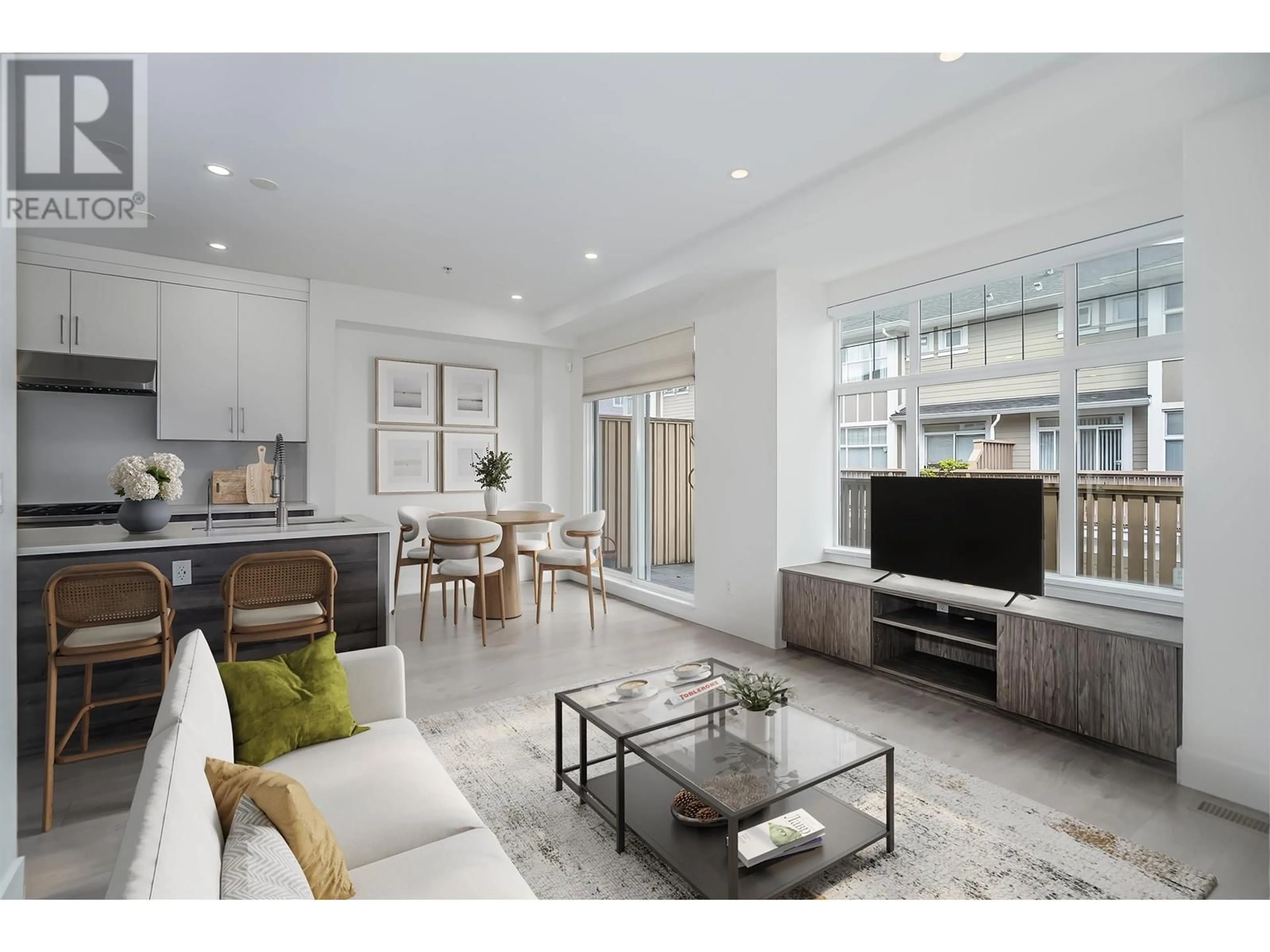 Living room with furniture, unknown for 961 59TH AVENUE, Vancouver British Columbia V6P1X8