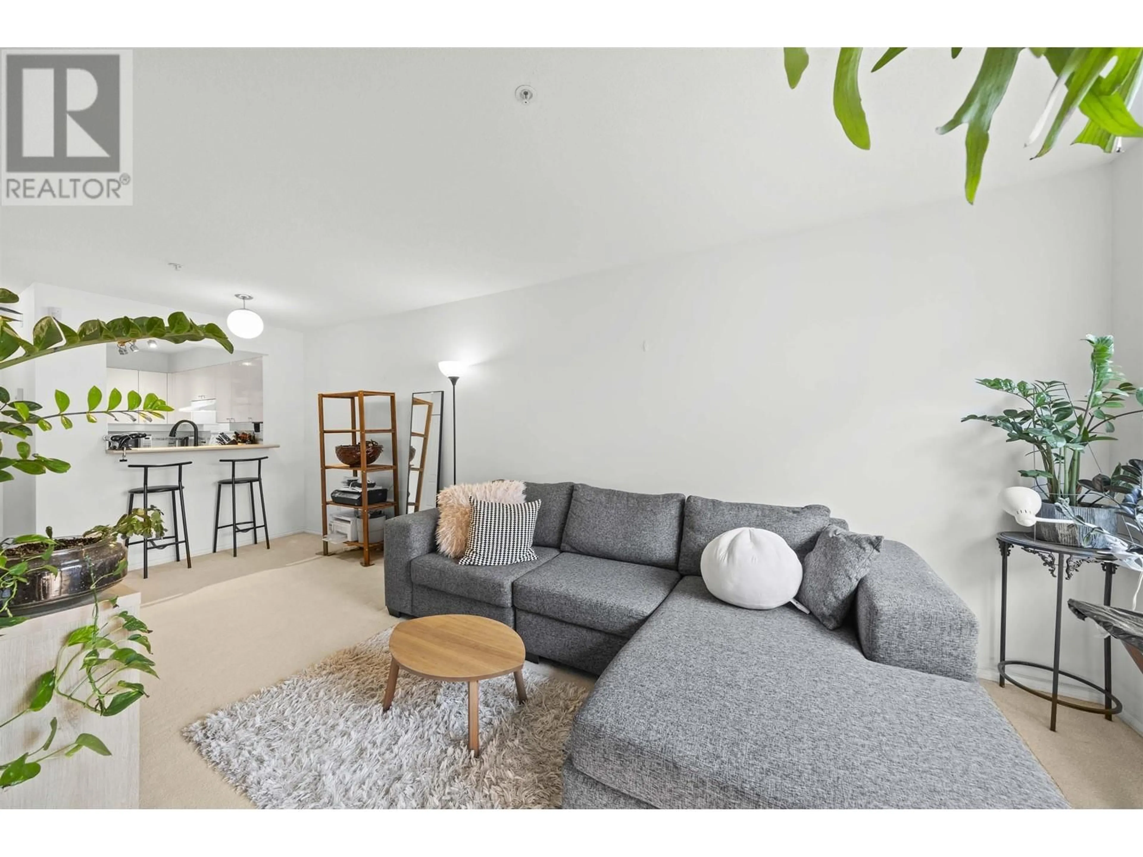 Living room with furniture, unknown for 347 - 5888 DOVER CRESCENT, Richmond British Columbia V7C5R9