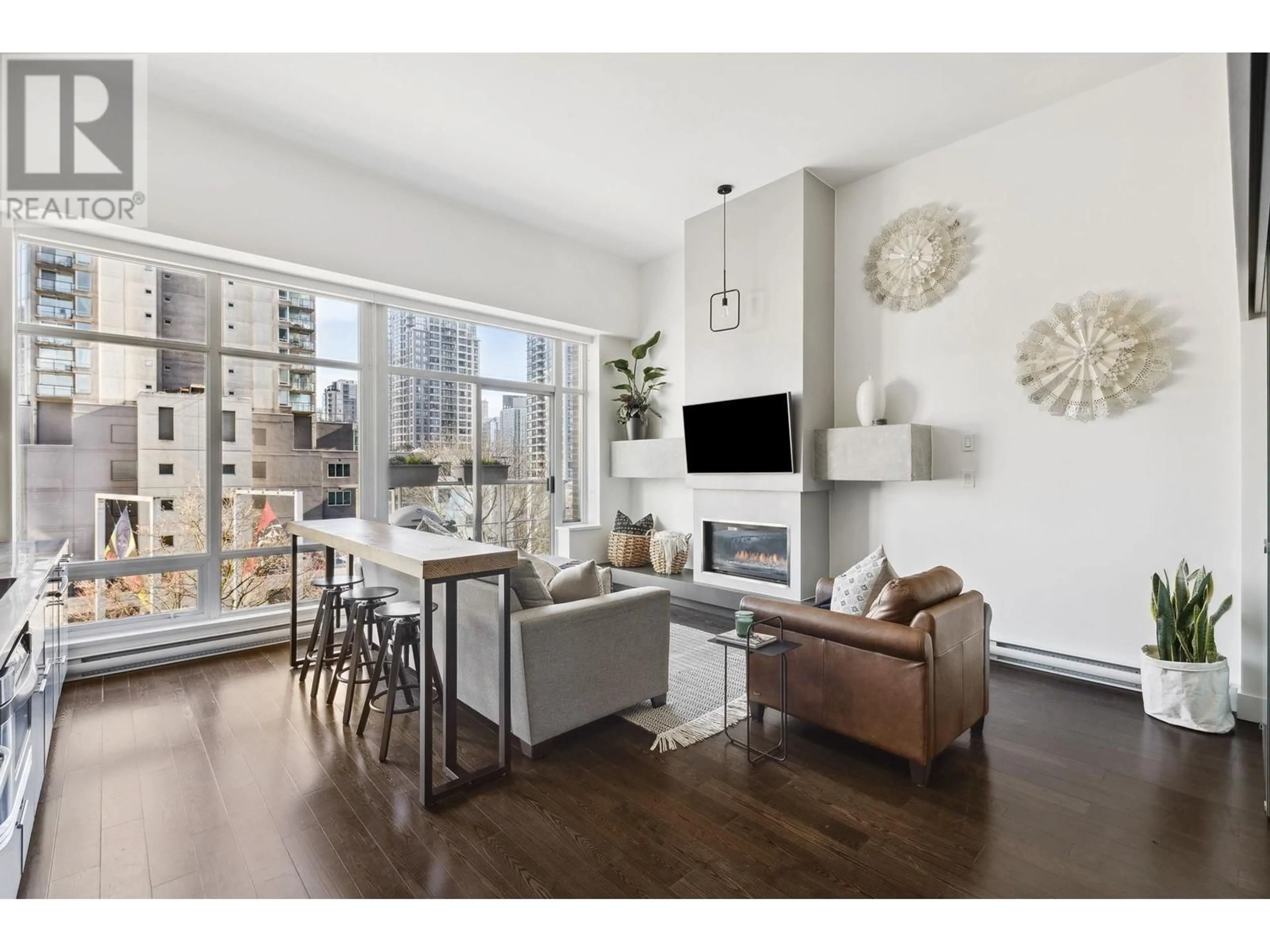 Living room with furniture, unknown for 403 - 535 SMITHE STREET, Vancouver British Columbia V6B0H2