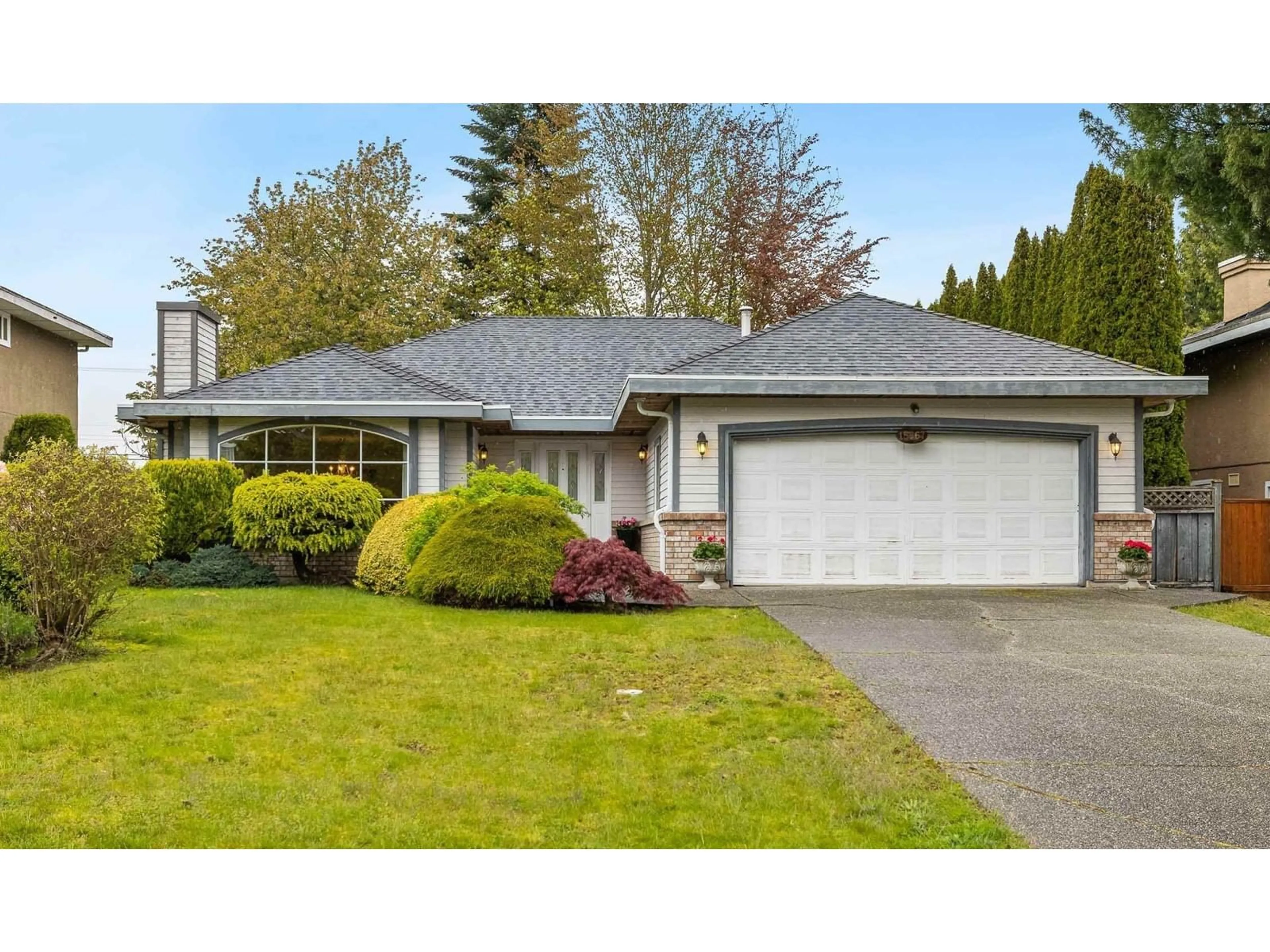 Home with vinyl exterior material, street for 15867 107A, Surrey British Columbia V4N1L1