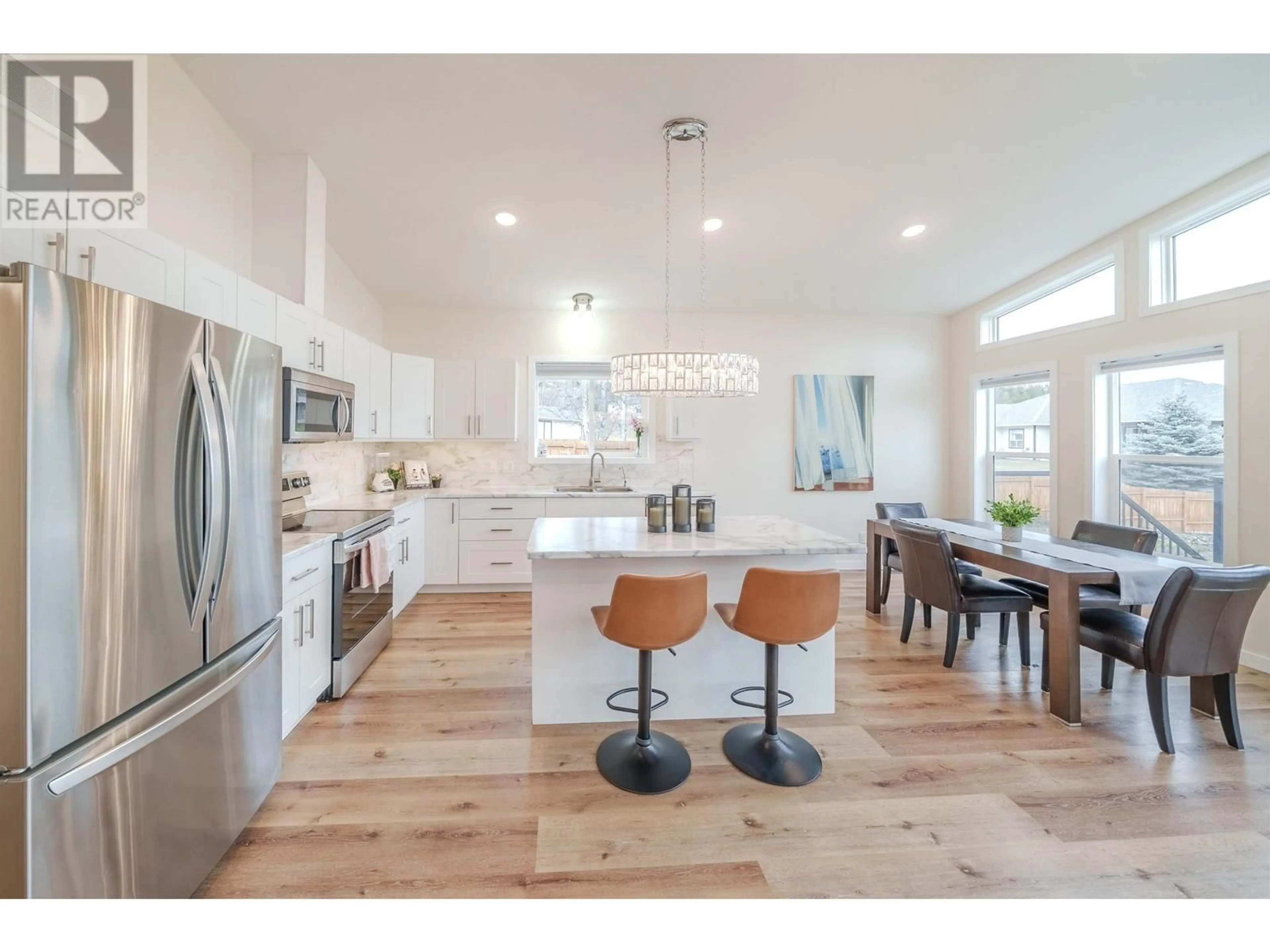 Open concept kitchen, unknown for 5066 BLOCK DRIVE, 108 Mile Ranch British Columbia V0K2E0