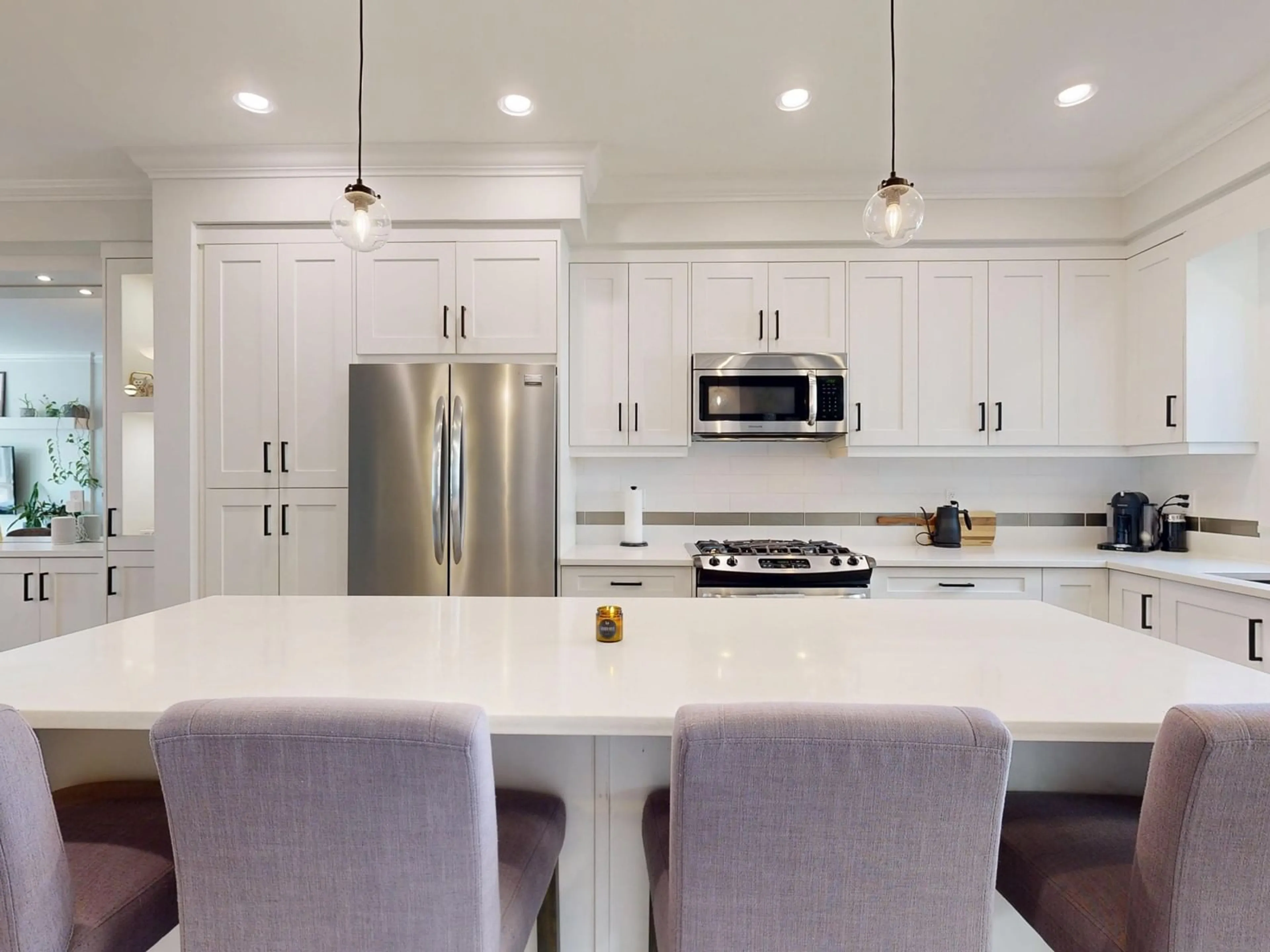 Contemporary kitchen, ceramic/tile floor for 9 - 19913 70, Langley British Columbia V2Y0S9