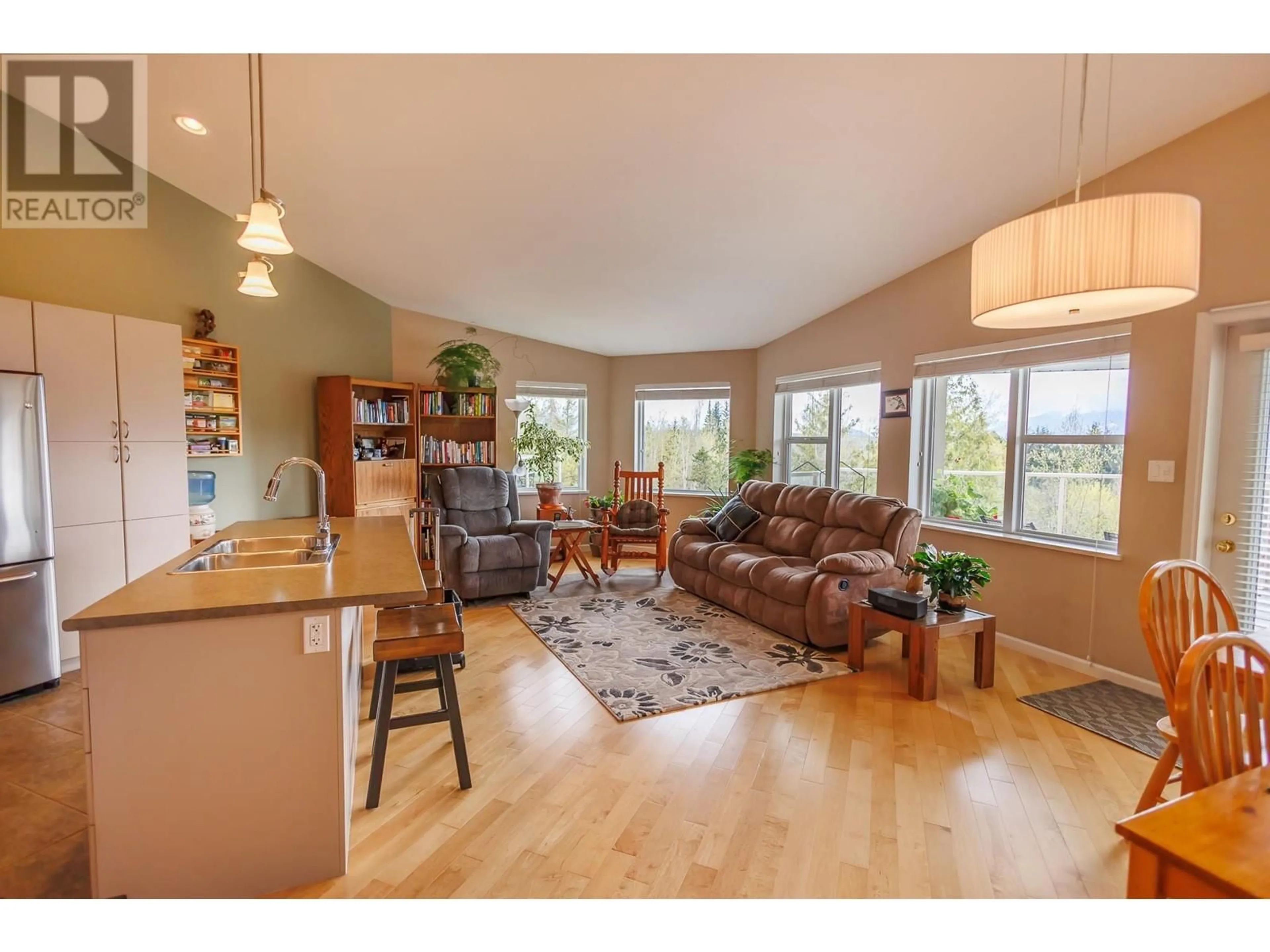 Open concept kitchen, wood/laminate floor for 3 - 4022 YEO STREET, Terrace British Columbia V8G0H5