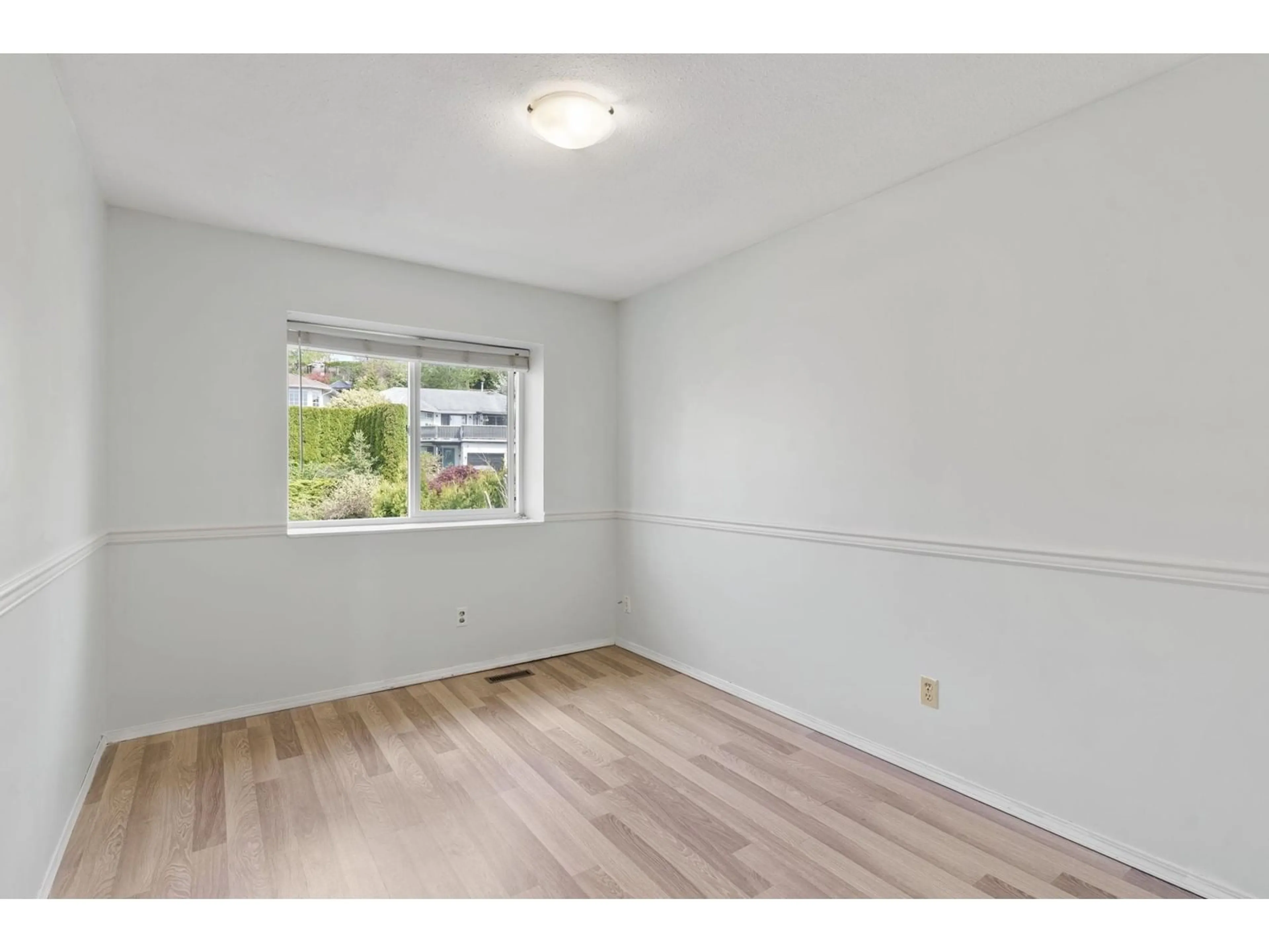 A pic of a room for 33480 BLUEBERRY, Mission British Columbia V2V6E7