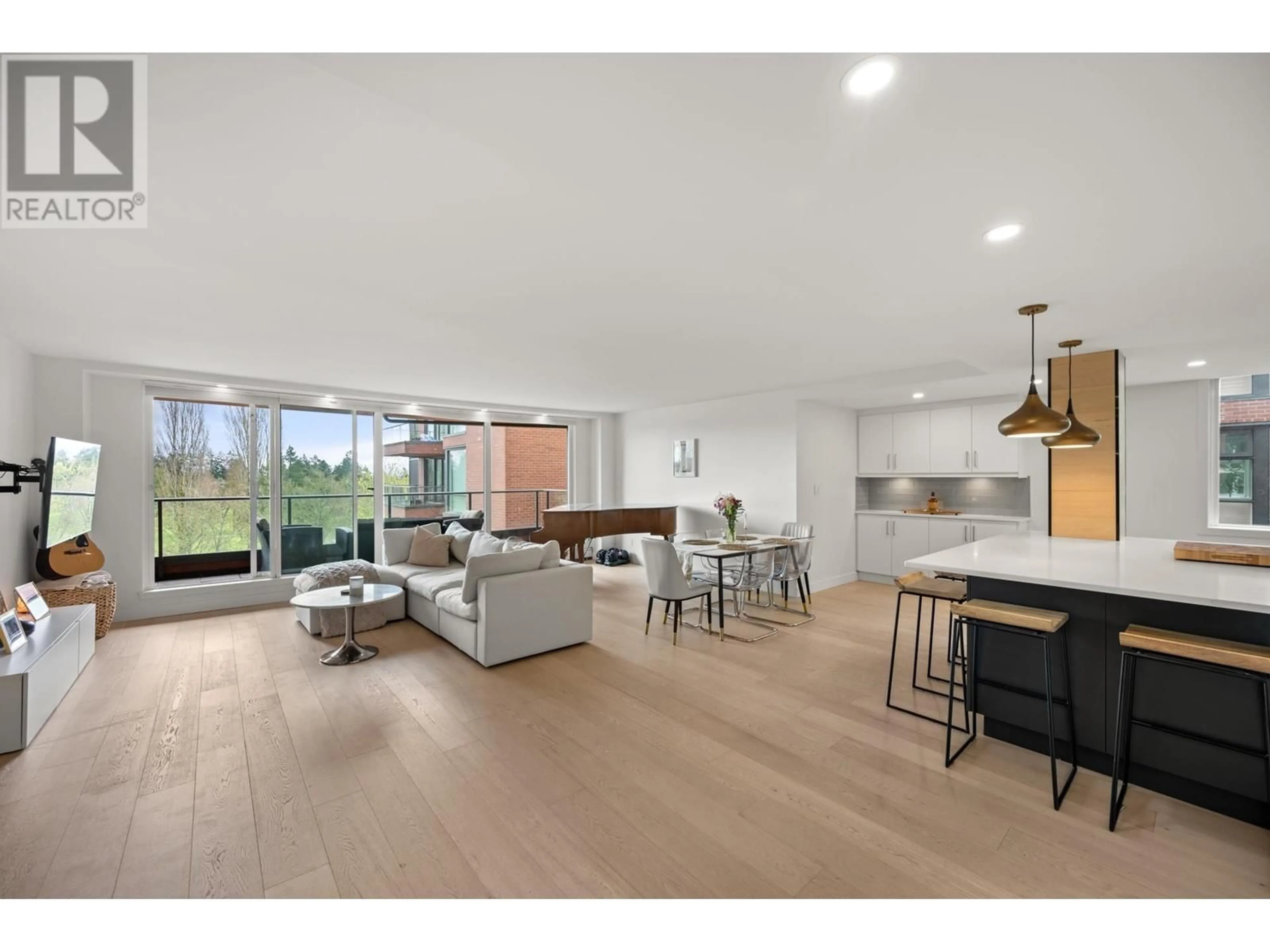 Unknown for 409 - 1350 VIEW CRESCENT, Tsawwassen British Columbia V4L2K3