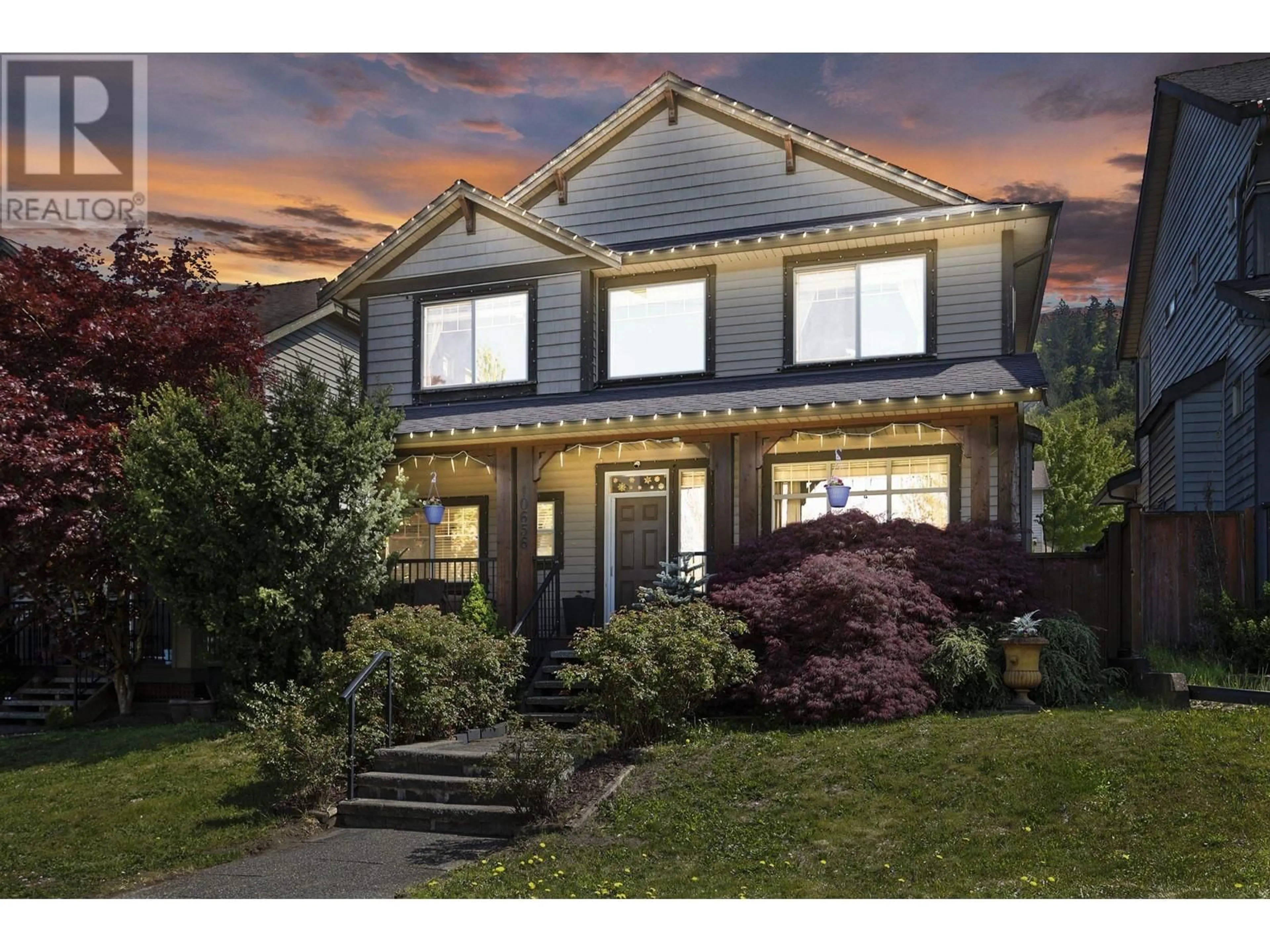 Home with vinyl exterior material, street for 10656 248 STREET, Maple Ridge British Columbia V2W0E1
