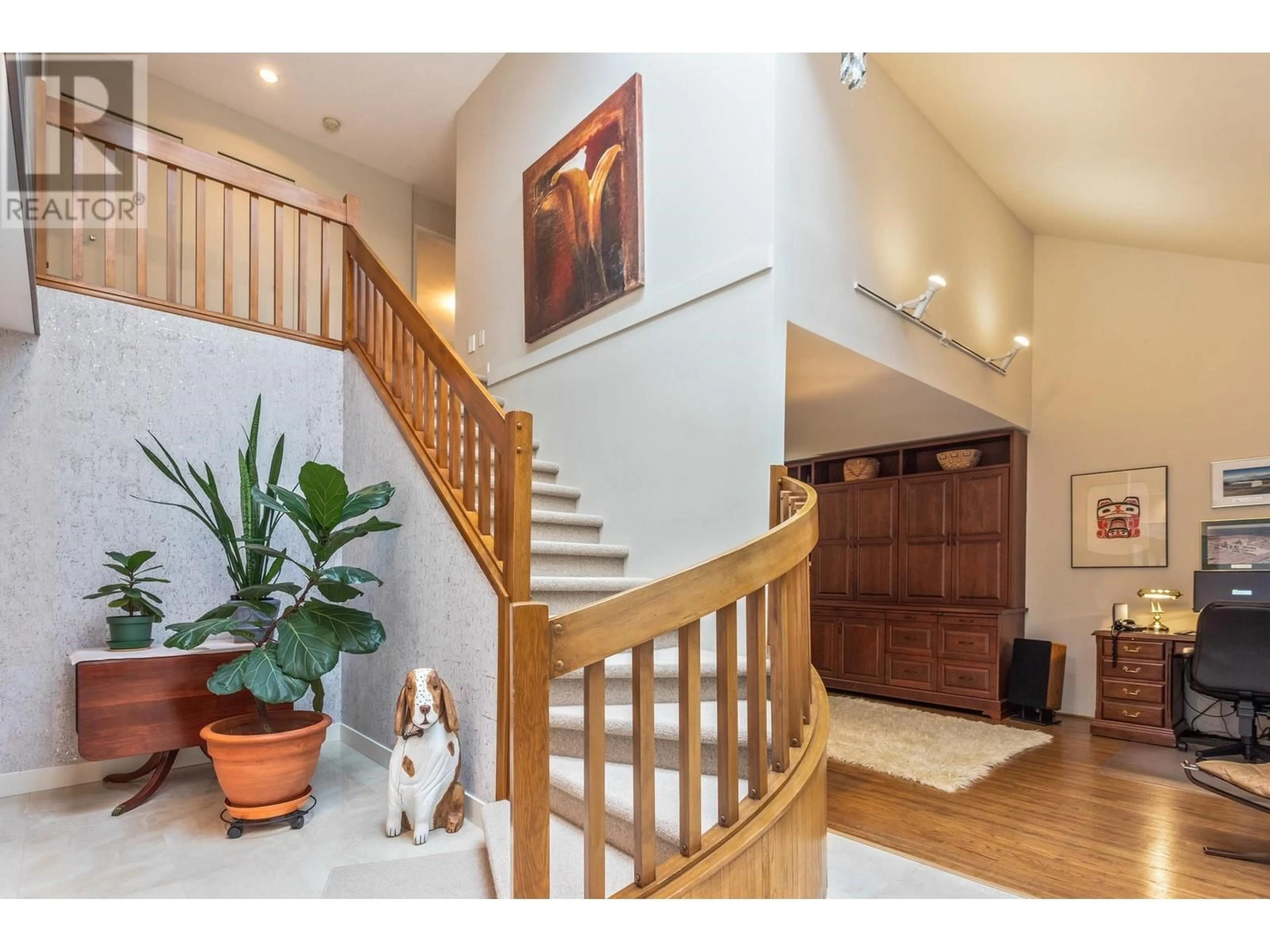 Indoor entryway for 3946 29TH AVENUE, Vancouver British Columbia V6S1T9