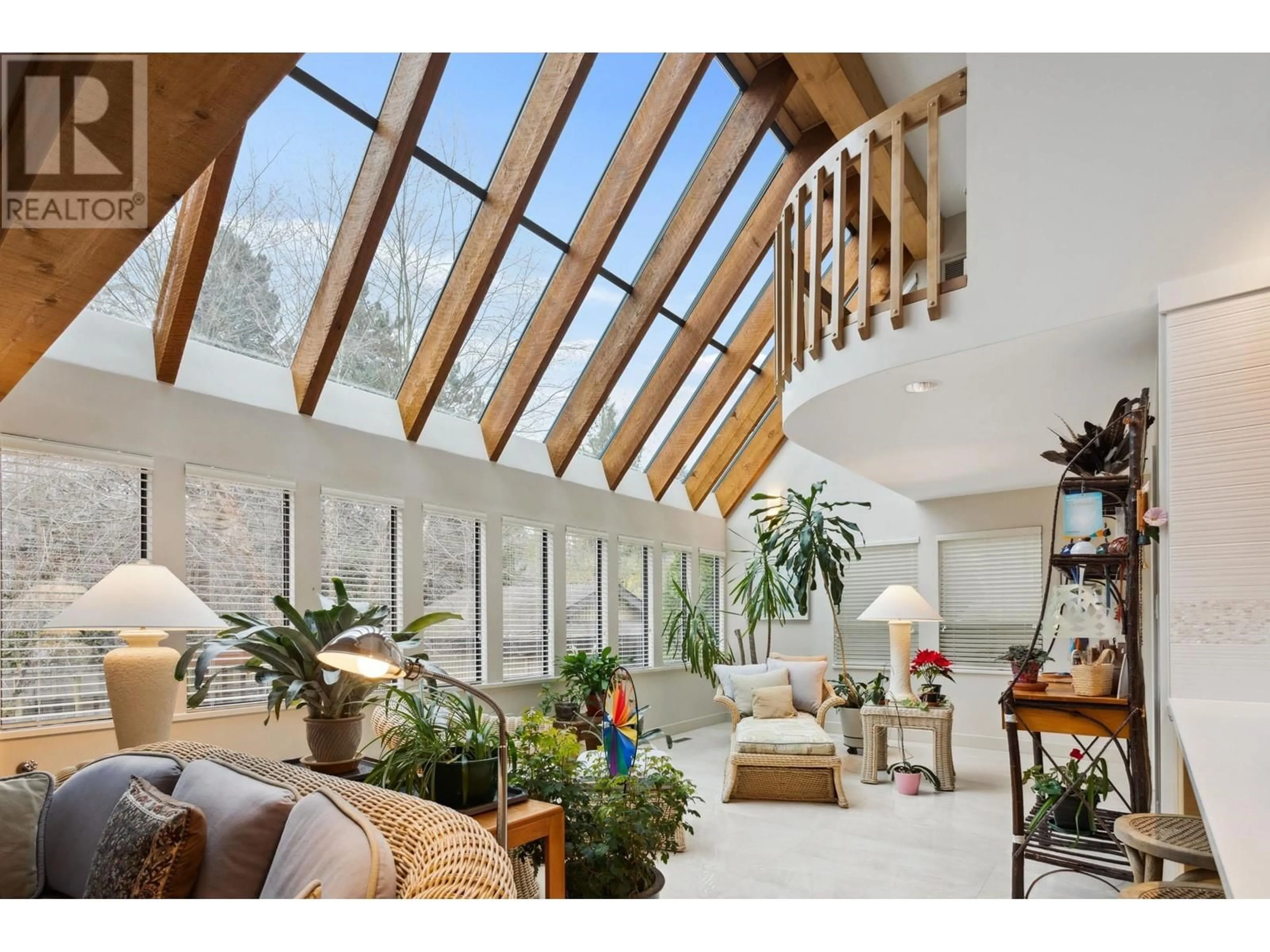 Indoor foyer for 3946 29TH AVENUE, Vancouver British Columbia V6S1T9
