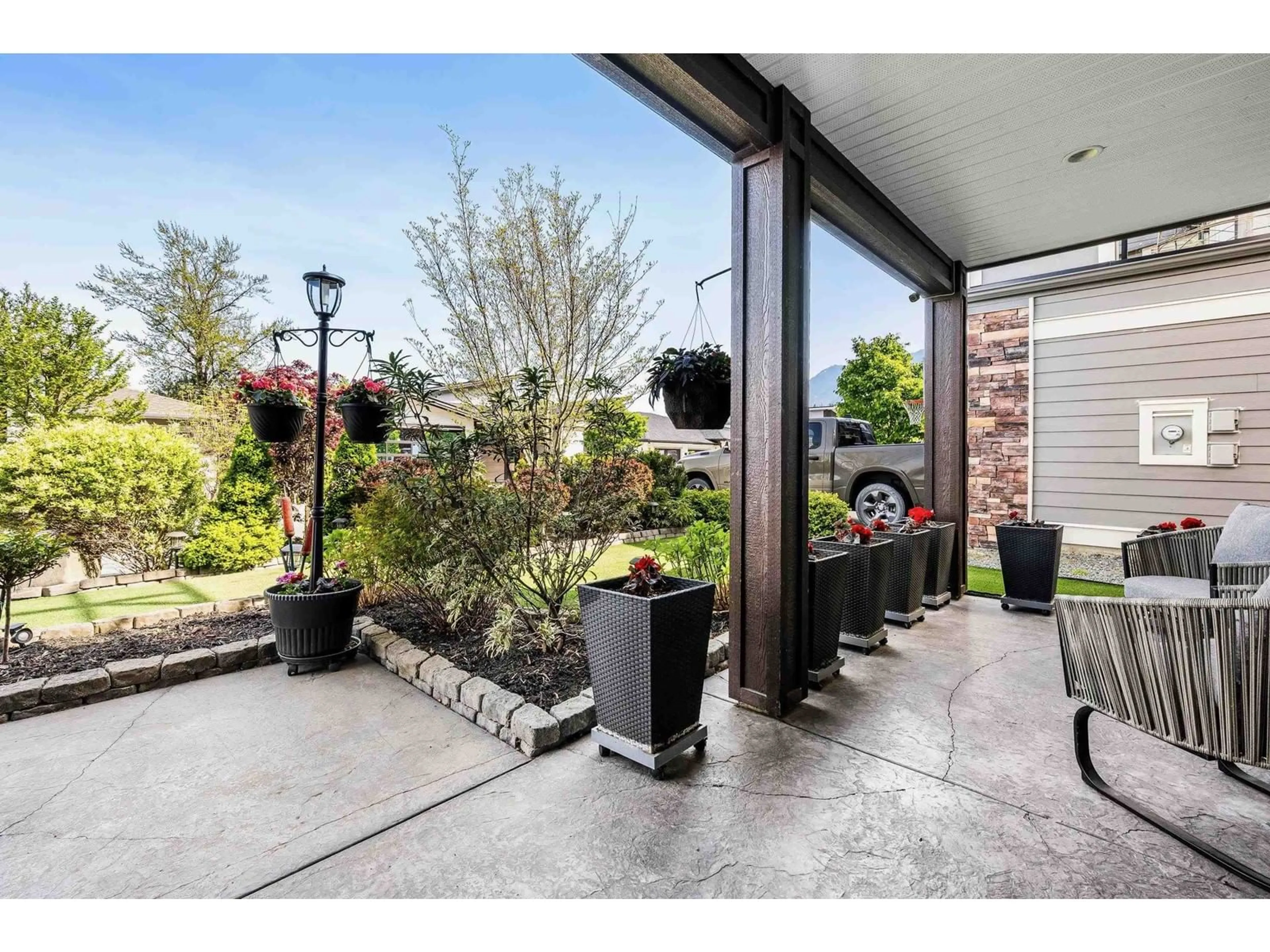 Patio, street for 28 - 50778 LEDGESTONE PLACE, Chilliwack British Columbia V2P0E7
