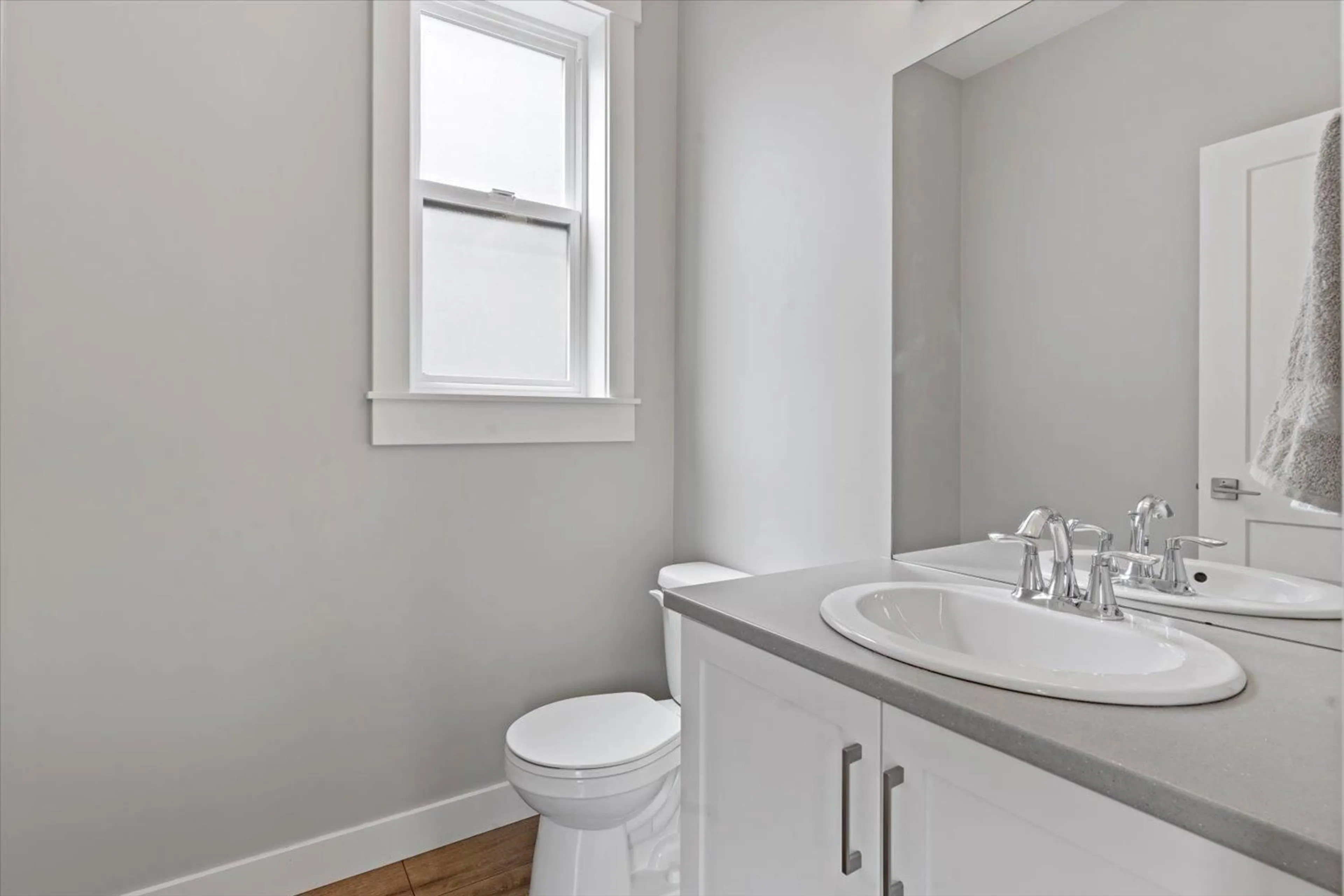 Standard bathroom, unknown for 15 - 6029 PROMONTORY ROAD, Chilliwack British Columbia V2R6B1
