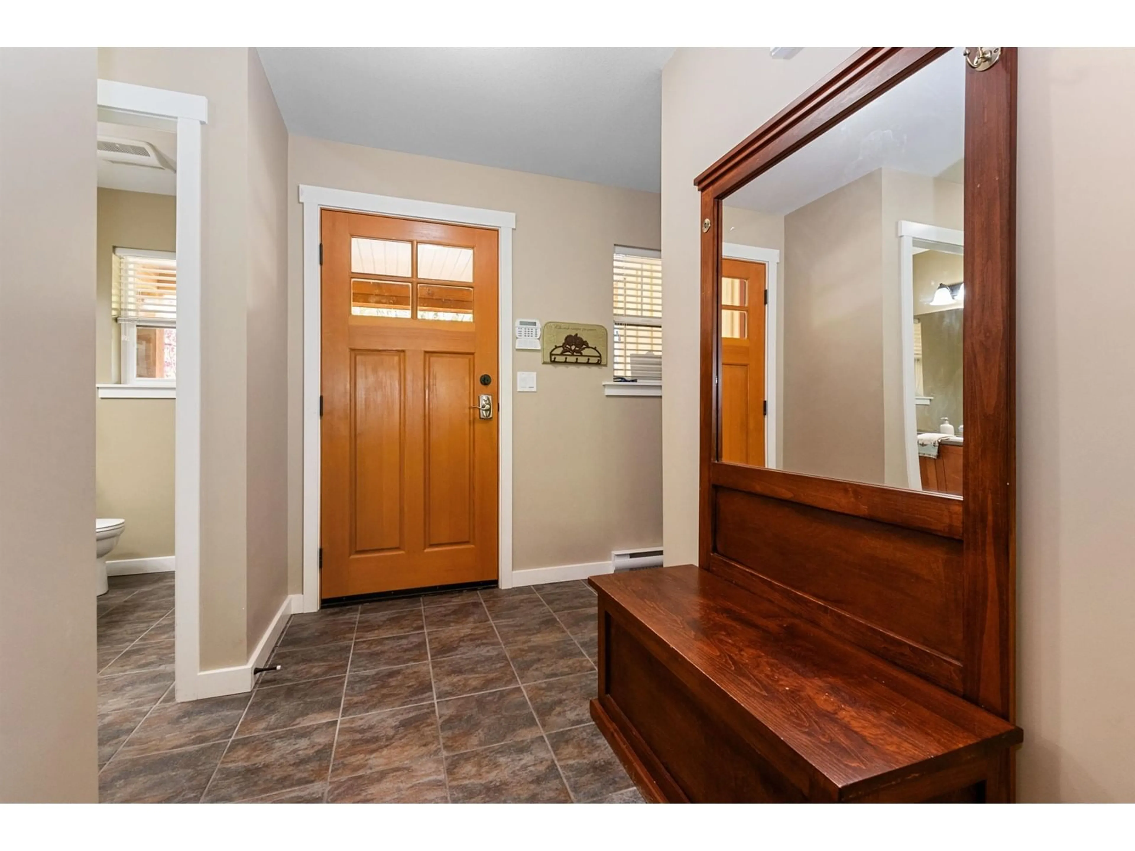 Indoor entryway for 1869 BLACKBERRY LANE, Lindell Beach British Columbia V2R0E1