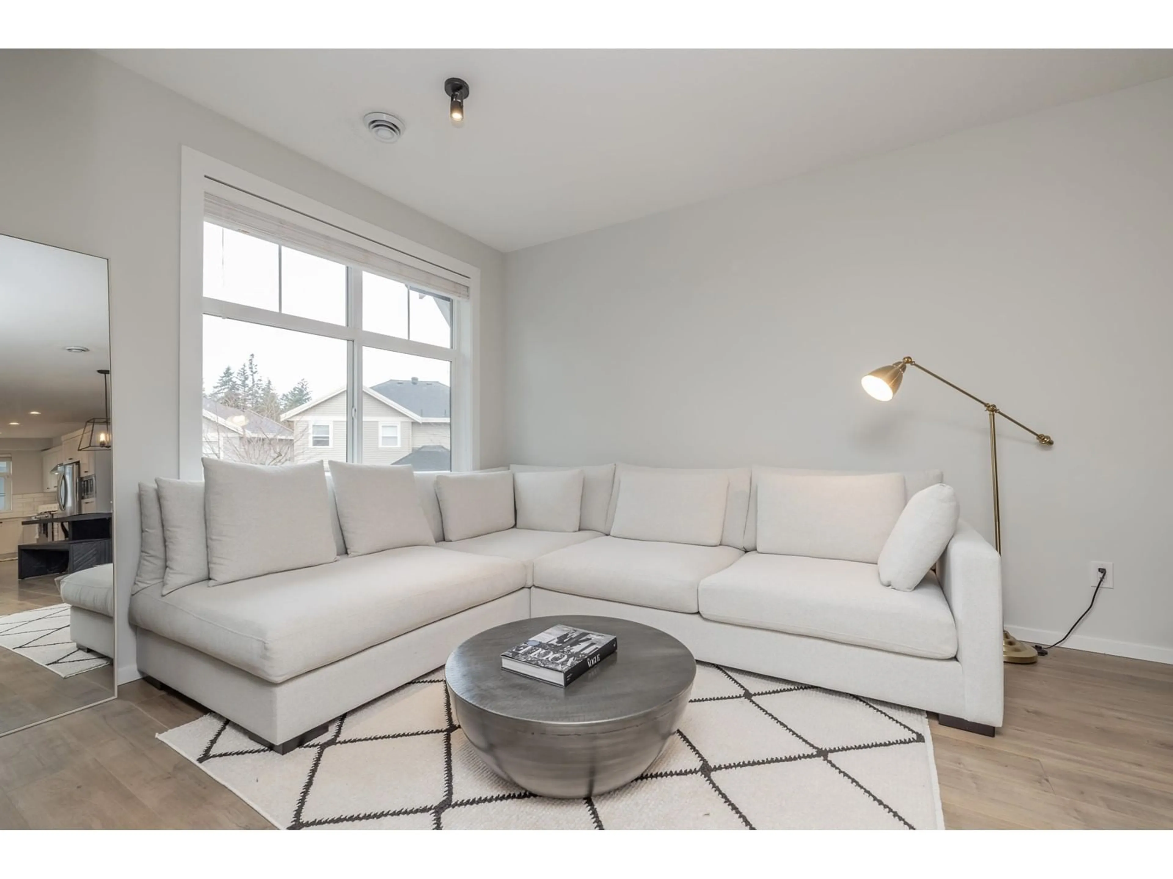 Living room with furniture, unknown for 26 - 3339 148, Surrey British Columbia V4P0G6