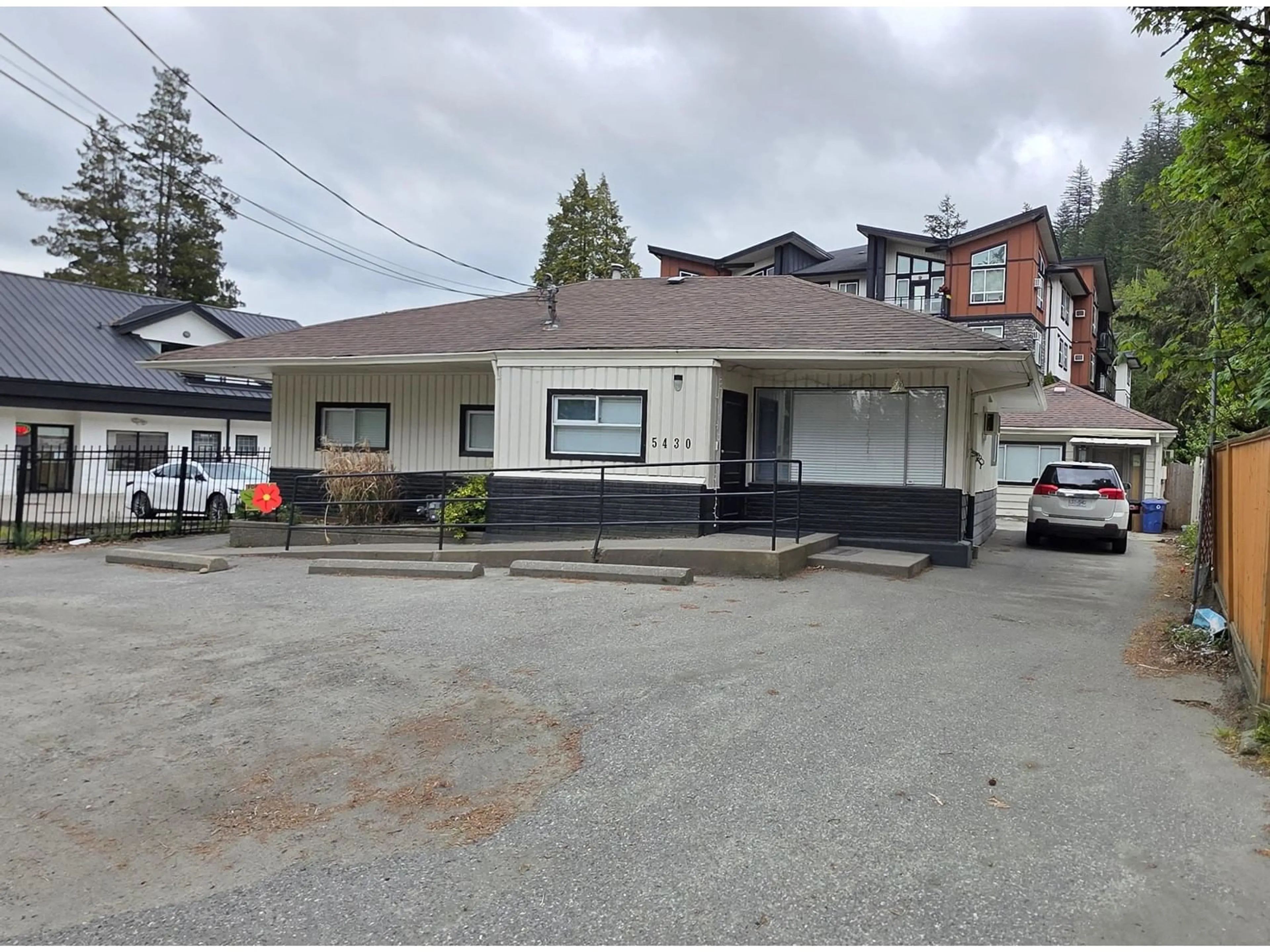 Unknown for 5430 VEDDER ROAD, Chilliwack British Columbia V2R3M4