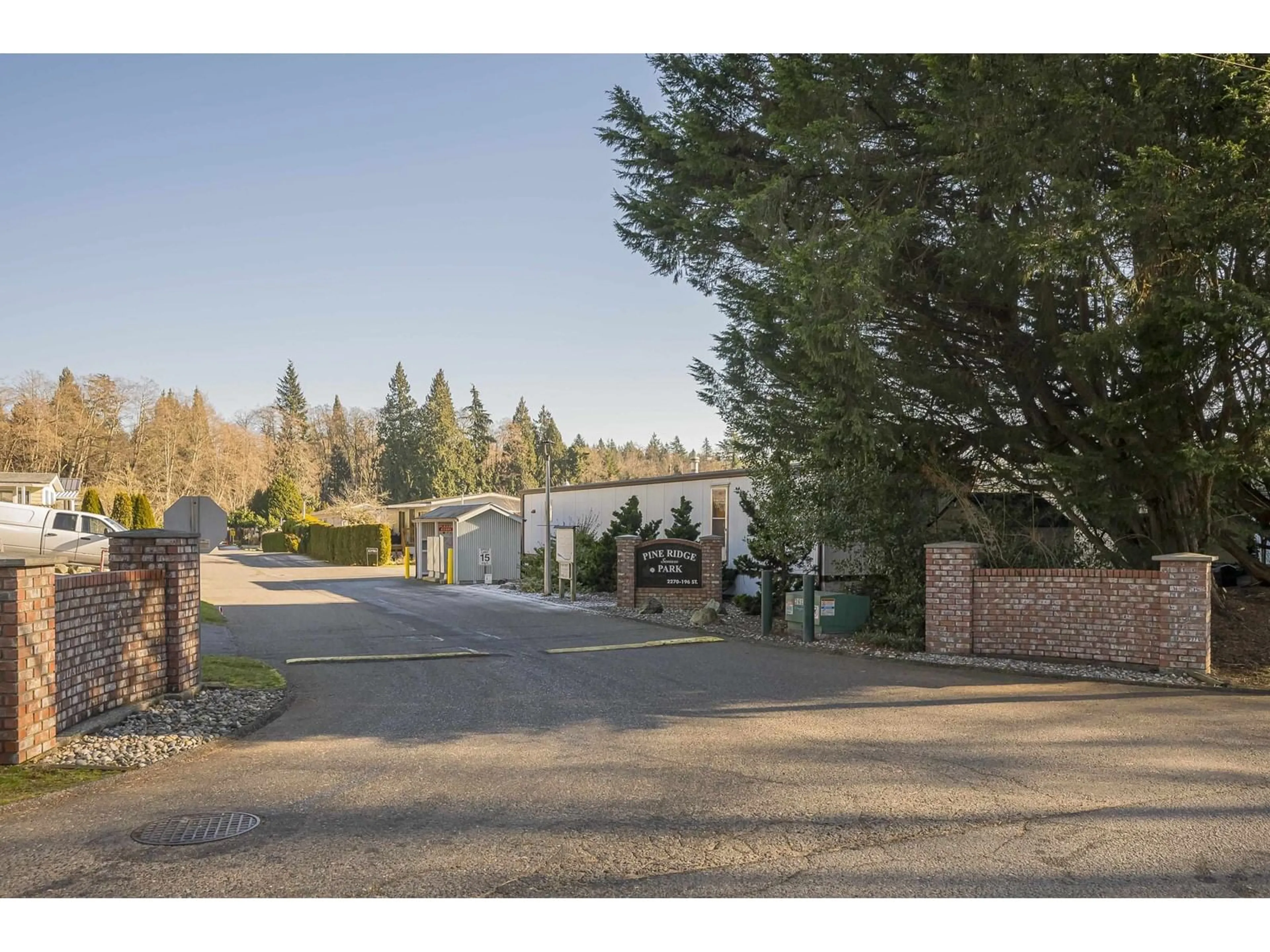 A pic from outside/outdoor area/front of a property/back of a property/a pic from drone, unknown for 75 - 2270 196TH, Langley British Columbia V2Z1N6
