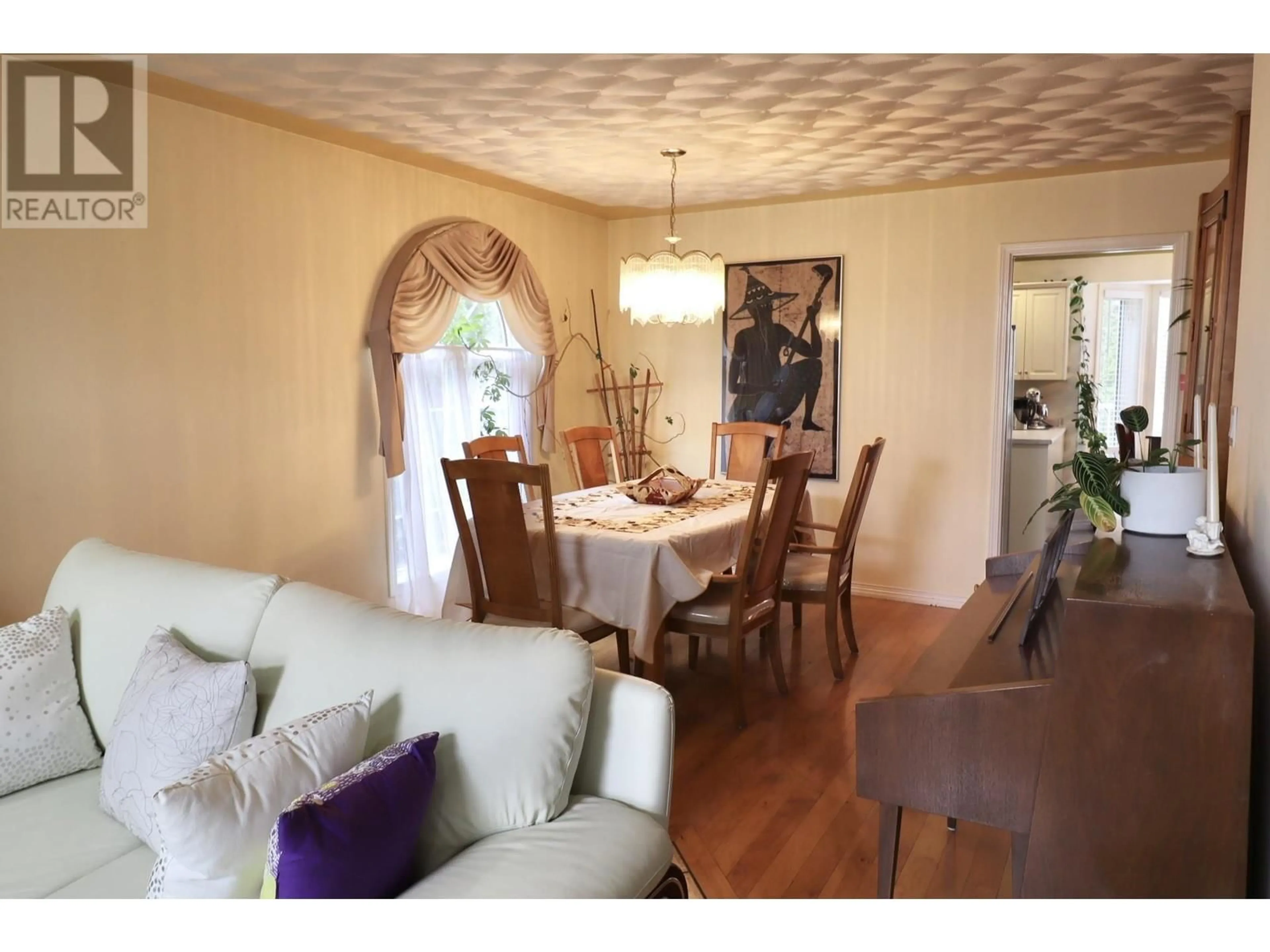 Dining room, wood/laminate floor for 4545 STAUBLE ROAD, Prince George British Columbia V2K4W9