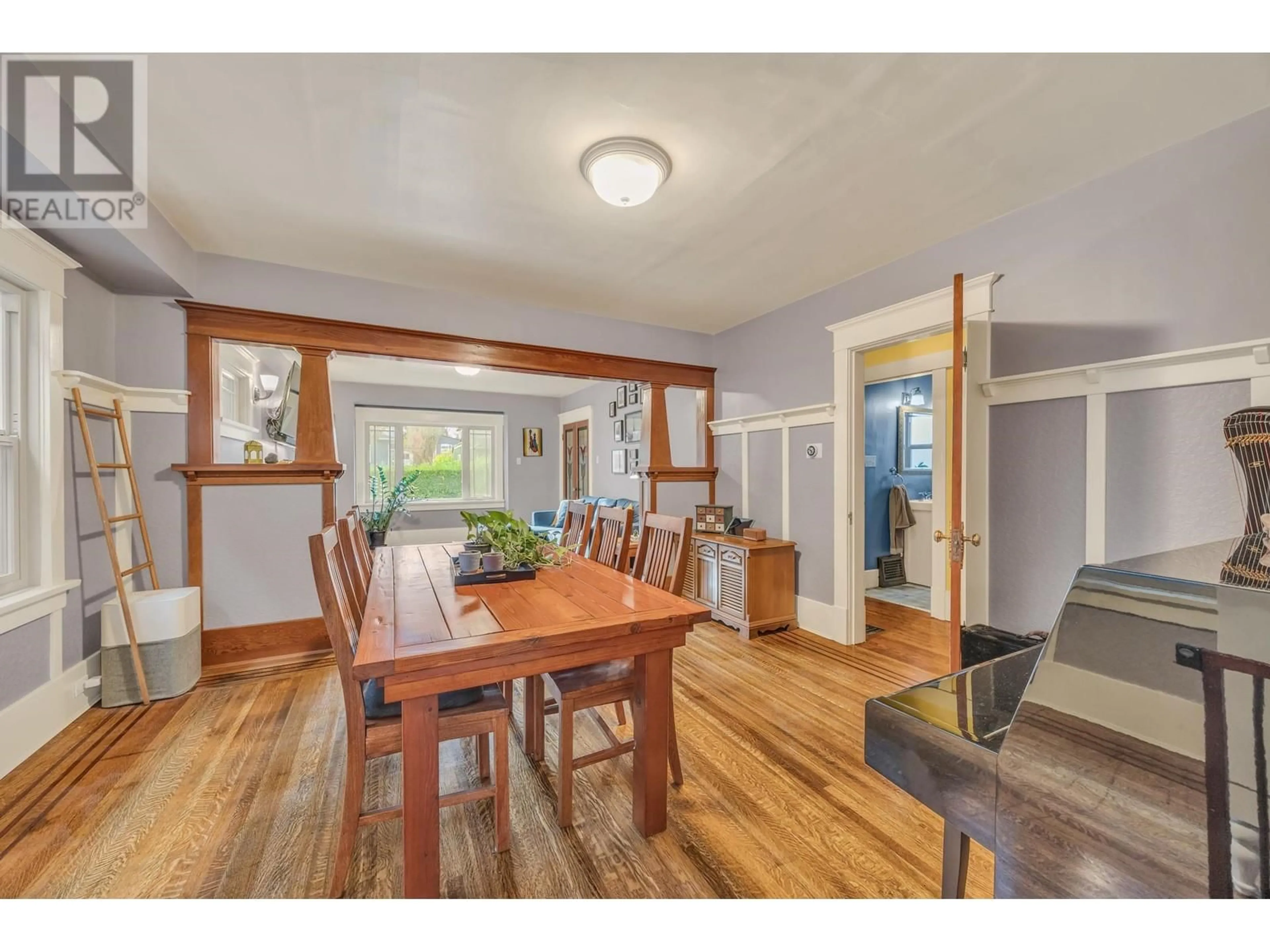Dining room, wood/laminate floor for 1217 12TH AVENUE, Vancouver British Columbia V5T2J8