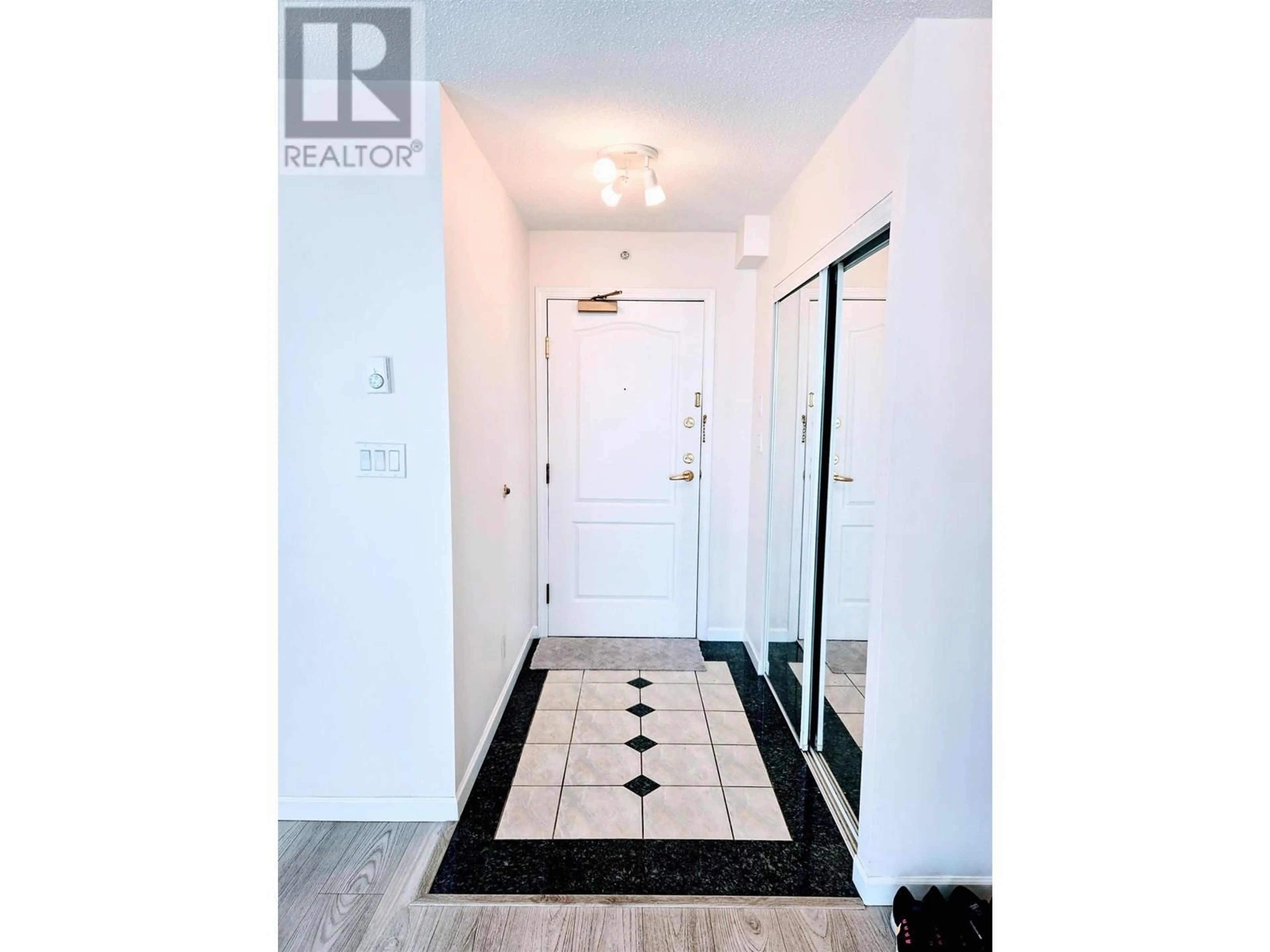 Indoor entryway for 702 - 6191 BUSWELL STREET, Richmond British Columbia V6Y4C4
