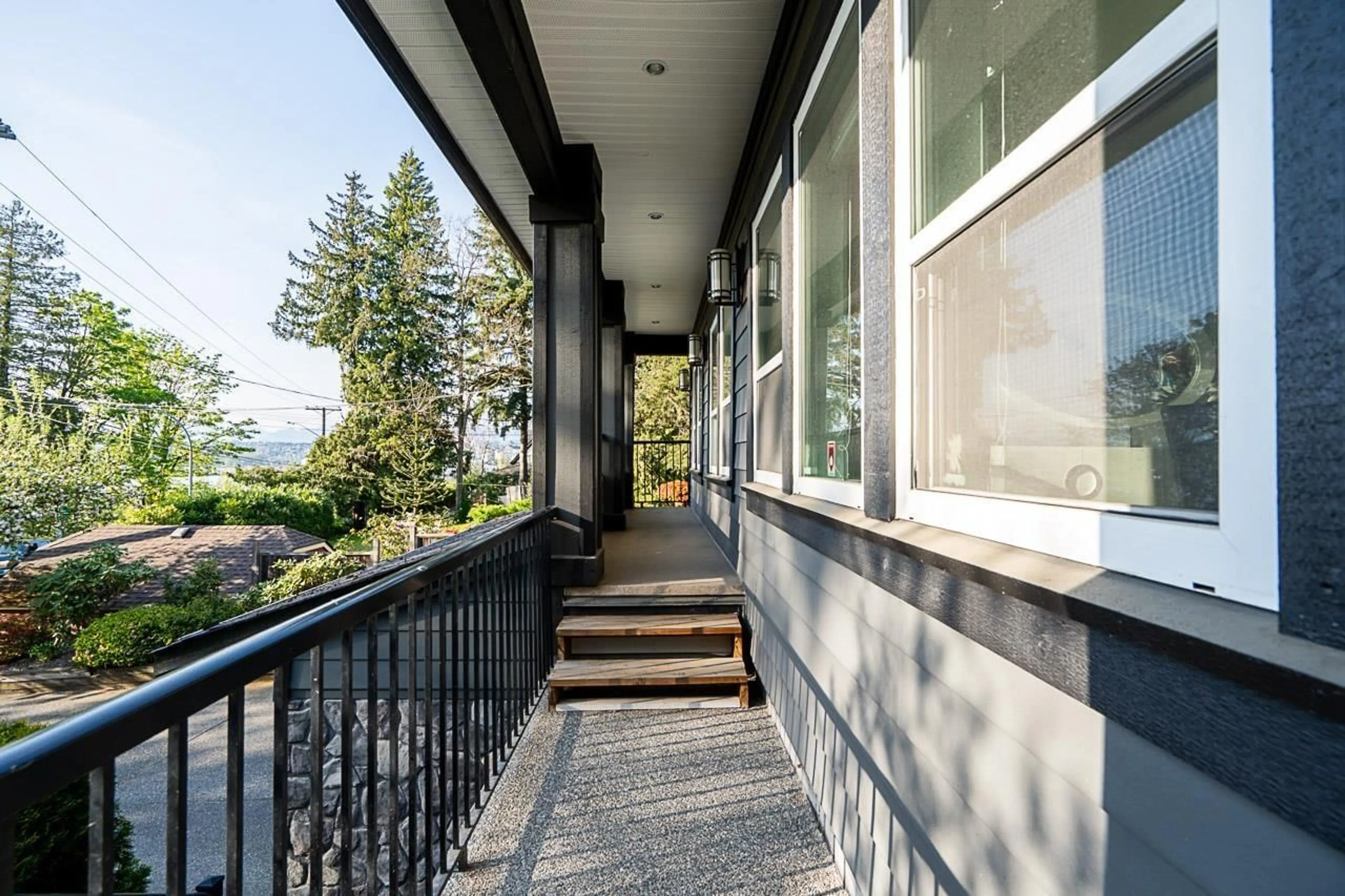 Patio, mountain view for 11092 RIVER, Delta British Columbia V4C2S4