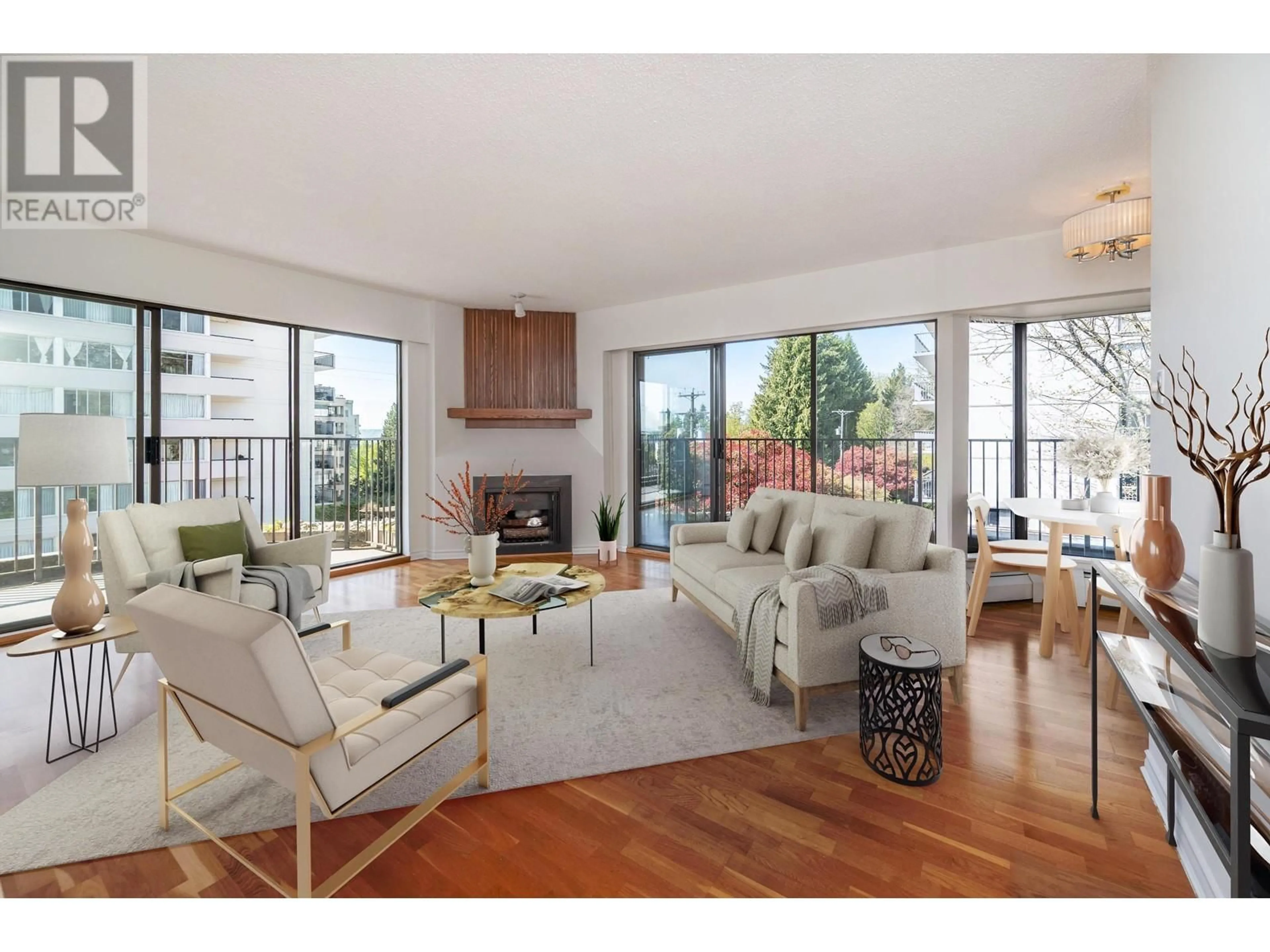 Living room with furniture, wood/laminate floor for 401 - 747 17TH STREET, West Vancouver British Columbia V7V3T4