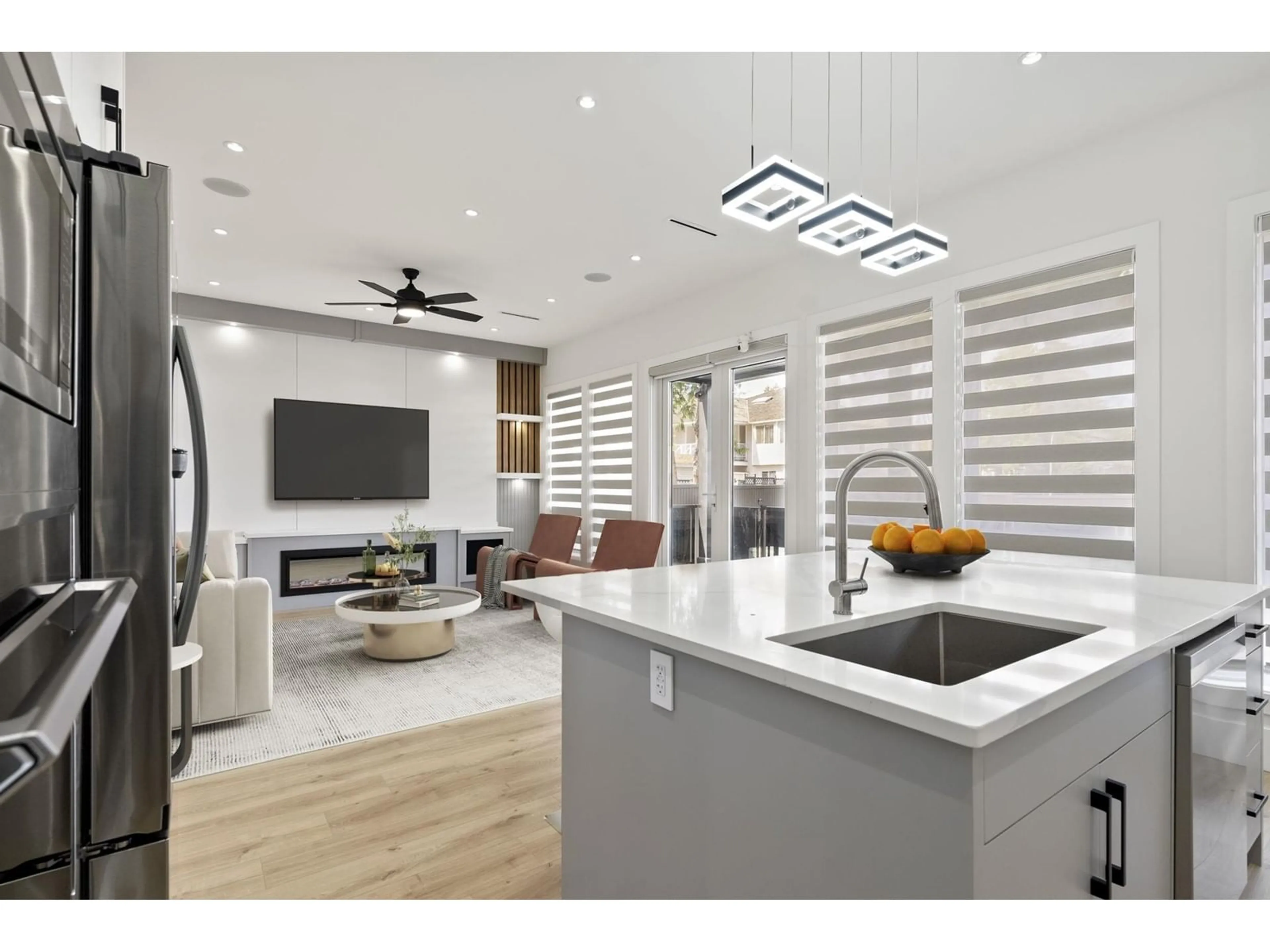 Open concept kitchen, unknown for 11863 92, Delta British Columbia V4C3L5