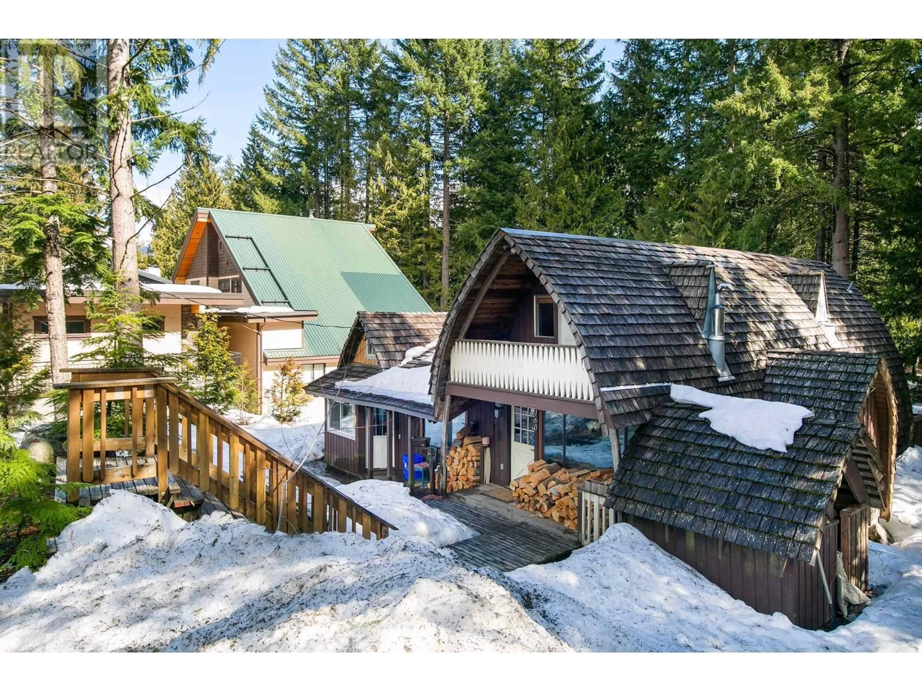 A pic from outside/outdoor area/front of a property/back of a property/a pic from drone, mountain view for 8160 ALPINE WAY, Whistler British Columbia V8E0G2