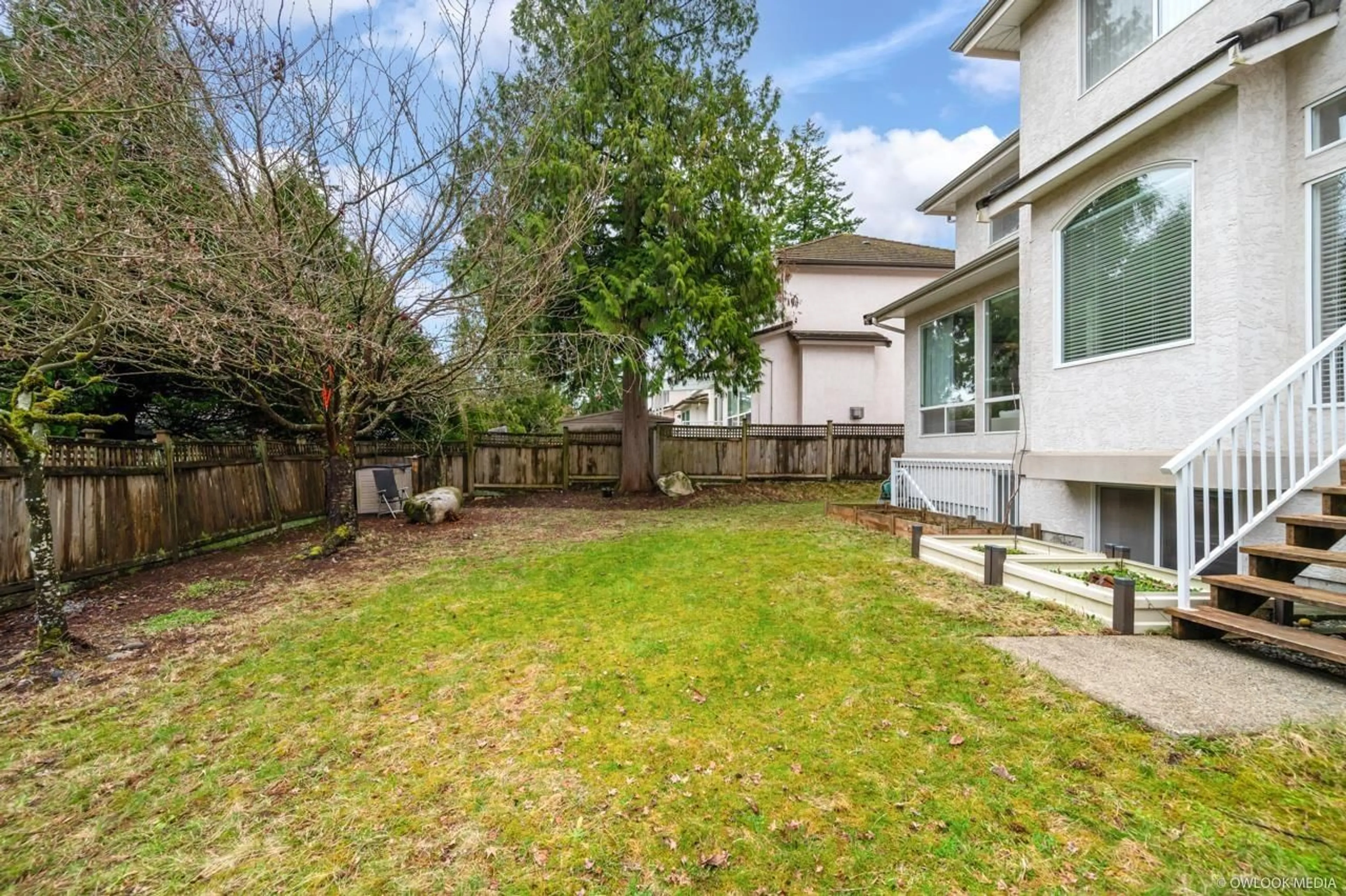 Patio, street for 10940 164TH, Surrey British Columbia V4N5B8