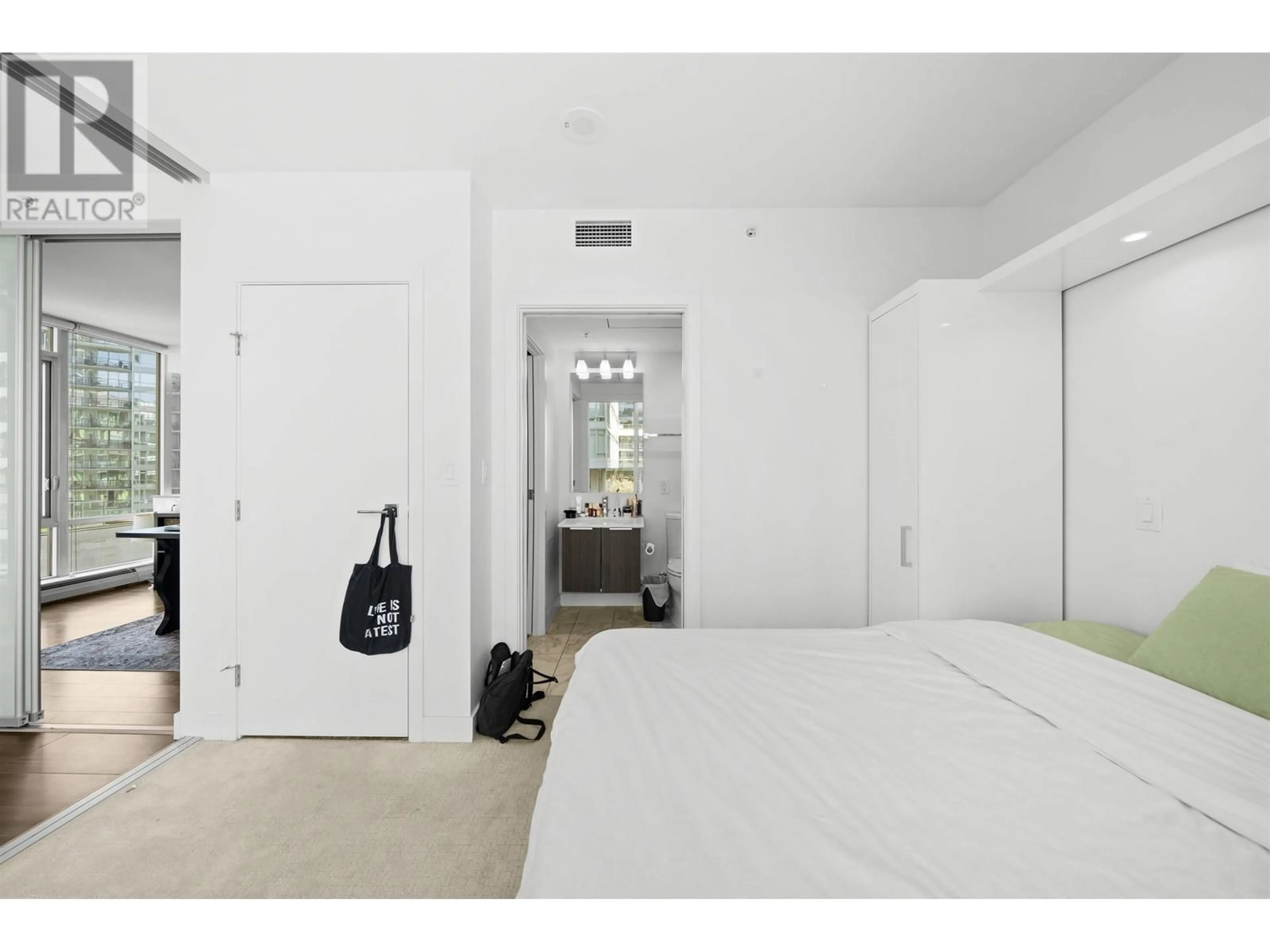 A pic of a room for 1002 - 1283 HOWE STREET, Vancouver British Columbia V6Z0E3