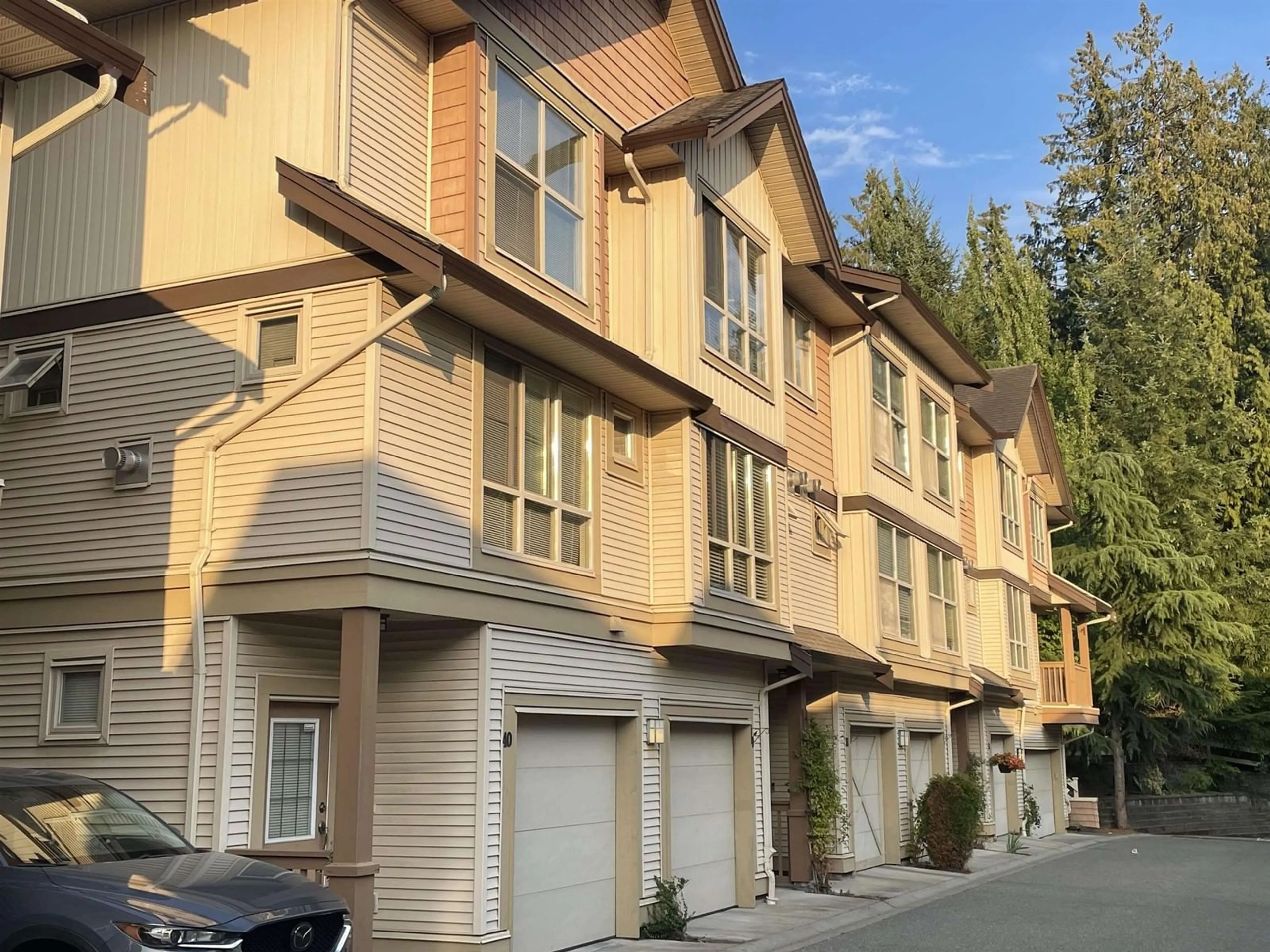 Unknown for 39 - 20350 68, Langley British Columbia V2Y3A5