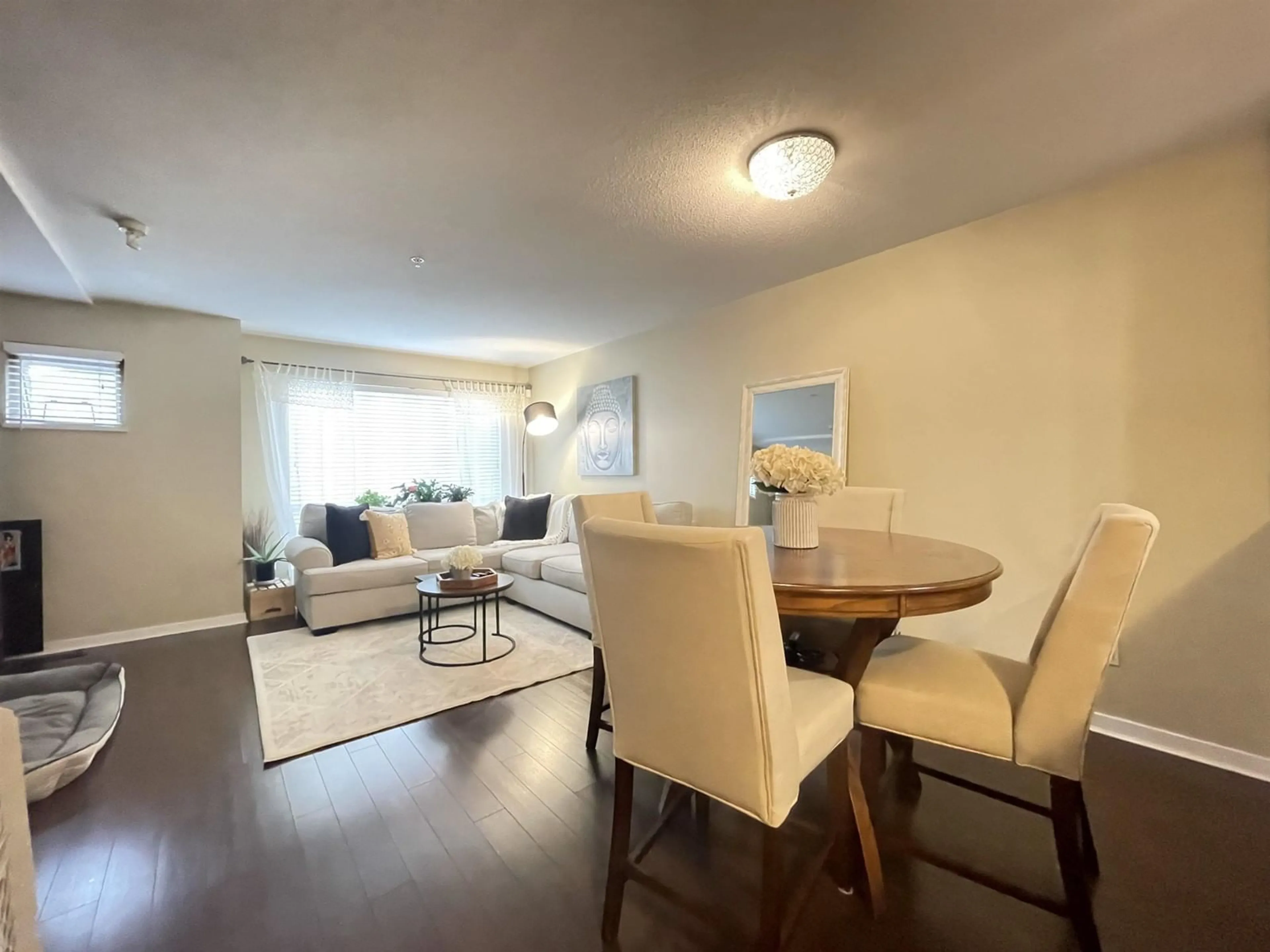 Unknown for 39 - 20350 68, Langley British Columbia V2Y3A5