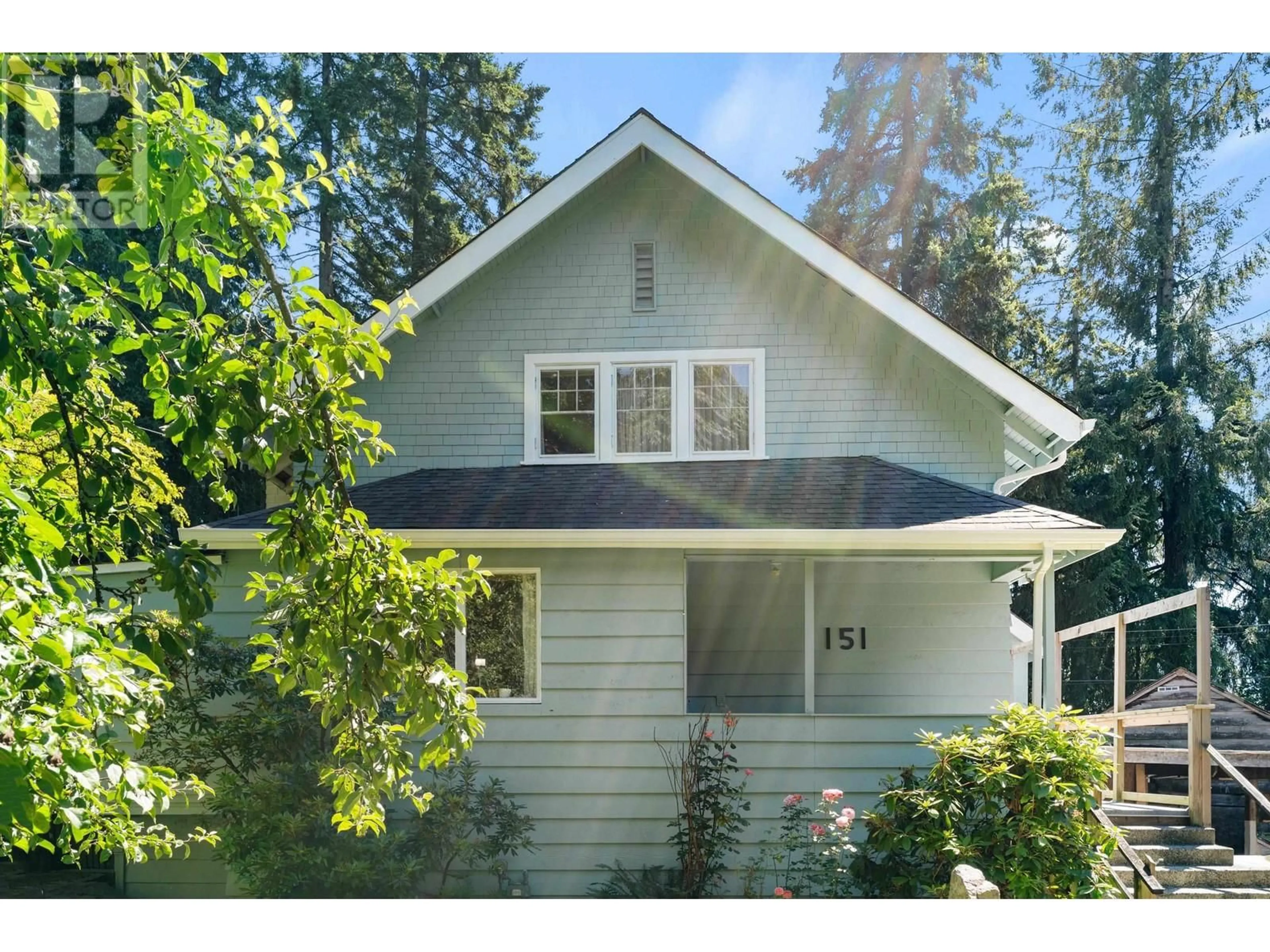 Home with vinyl exterior material, street for 151 KINGS ROAD, North Vancouver British Columbia V7N1H4