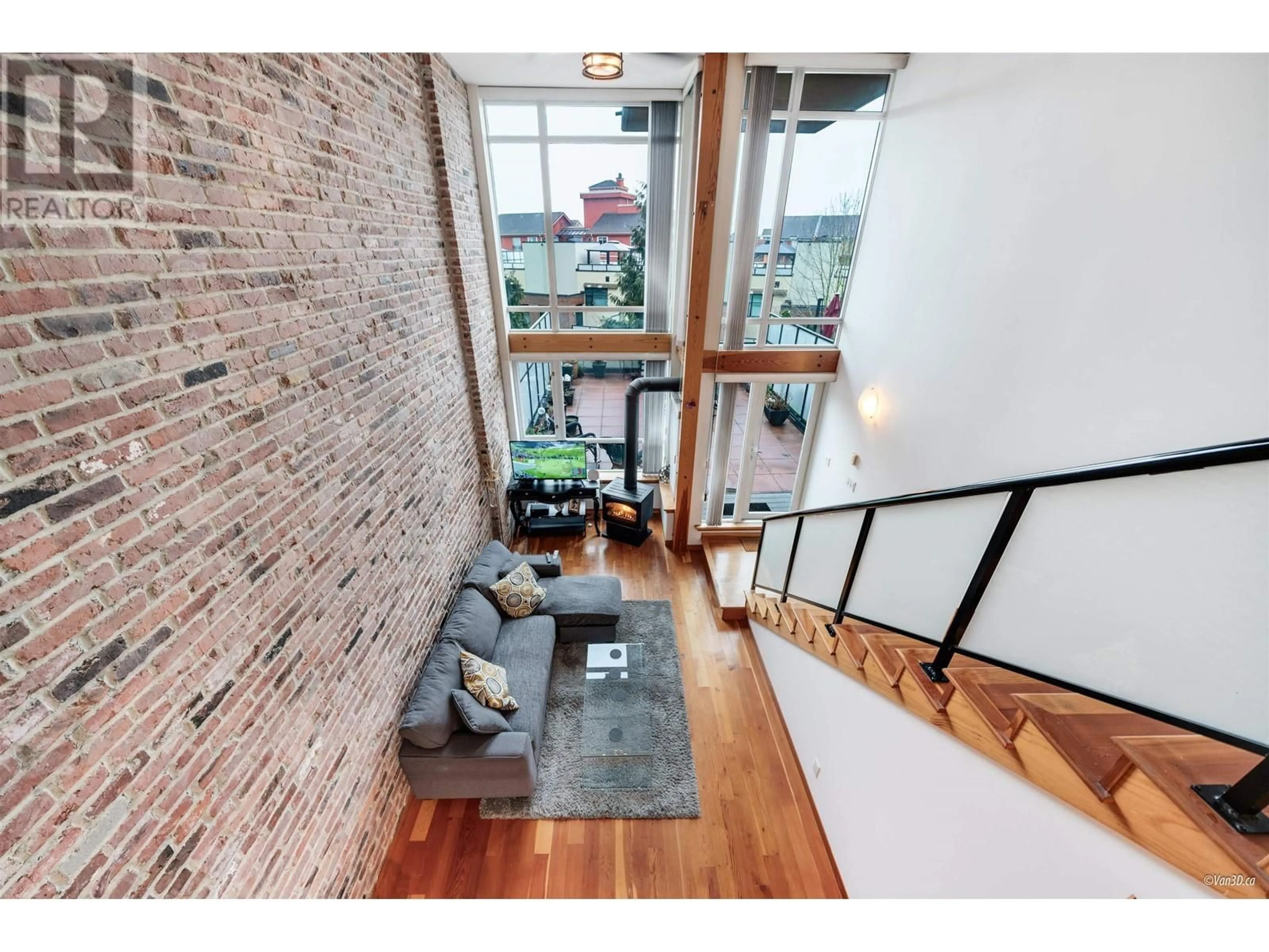 Unknown for 217 - 10 RENAISSANCE SQUARE, New Westminster British Columbia V3M7B1