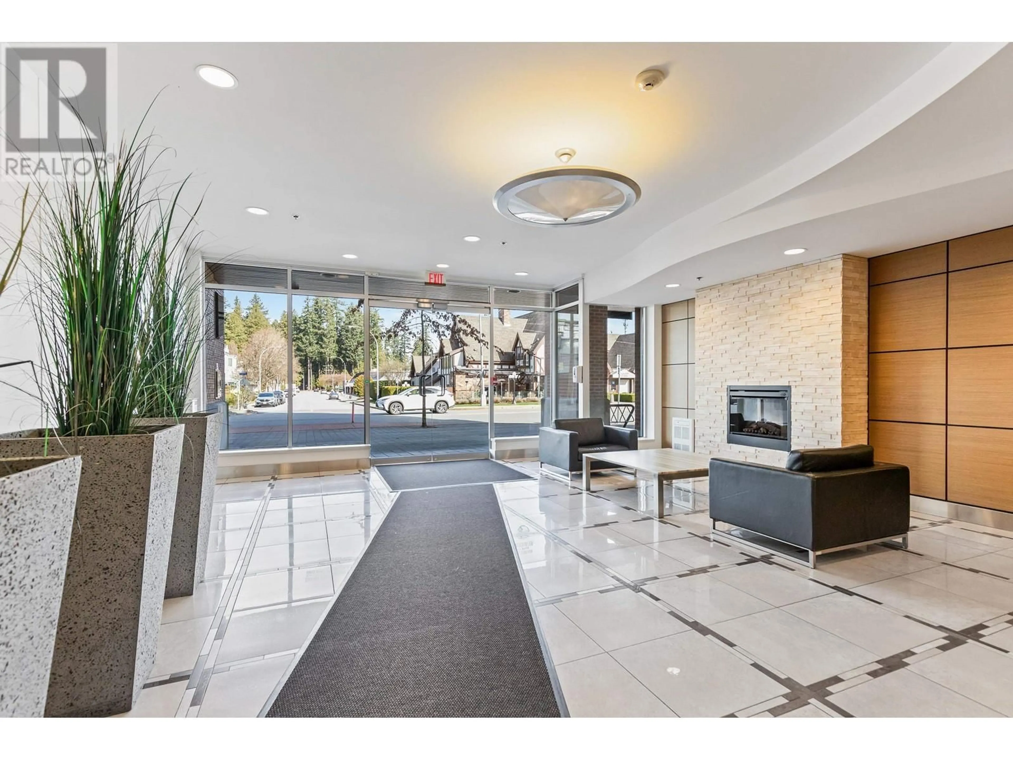 Lobby for 903 - 12069 HARRIS ROAD, Pitt Meadows British Columbia V3Y0C8