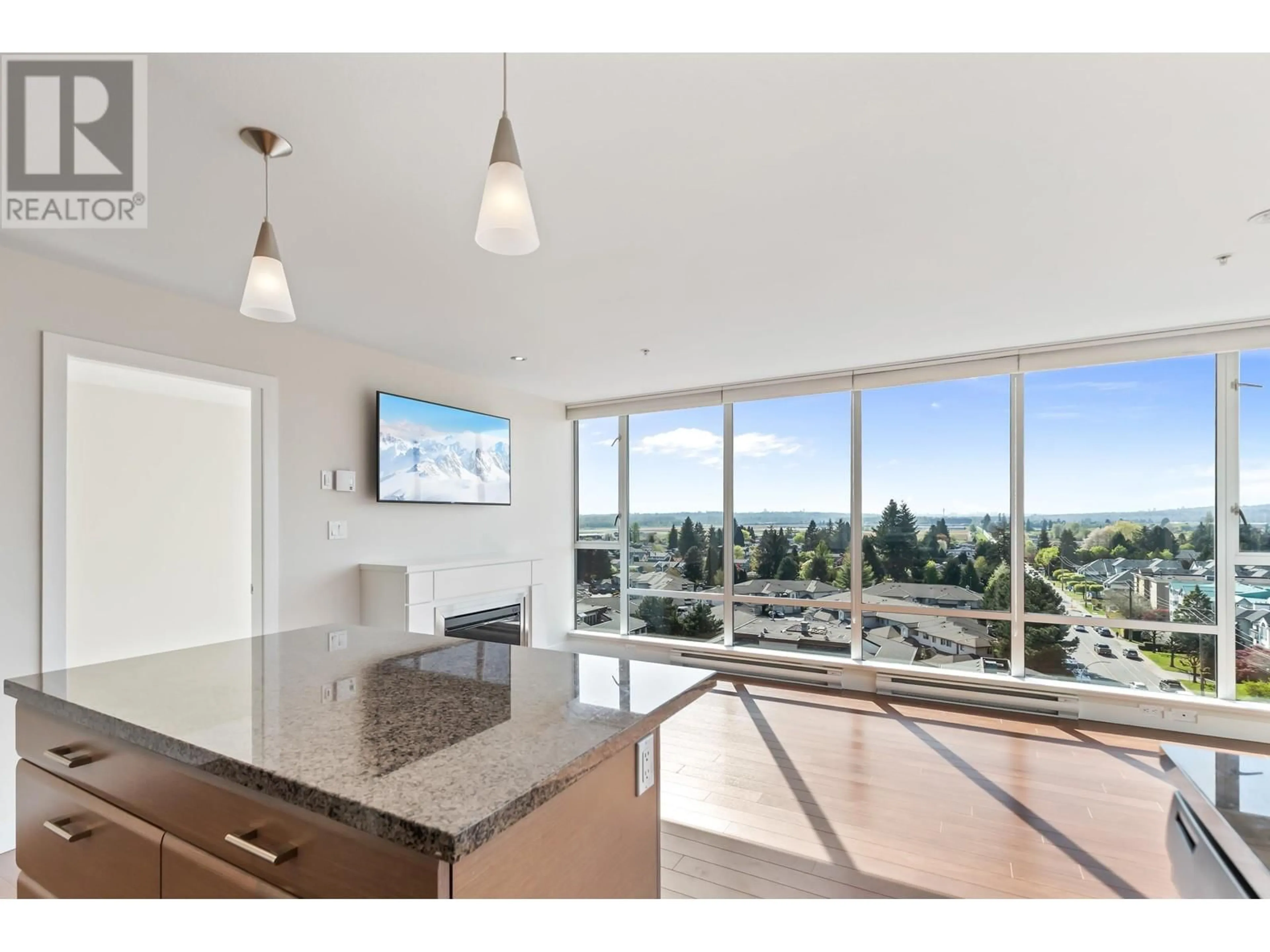 Open concept kitchen, unknown for 903 - 12069 HARRIS ROAD, Pitt Meadows British Columbia V3Y0C8