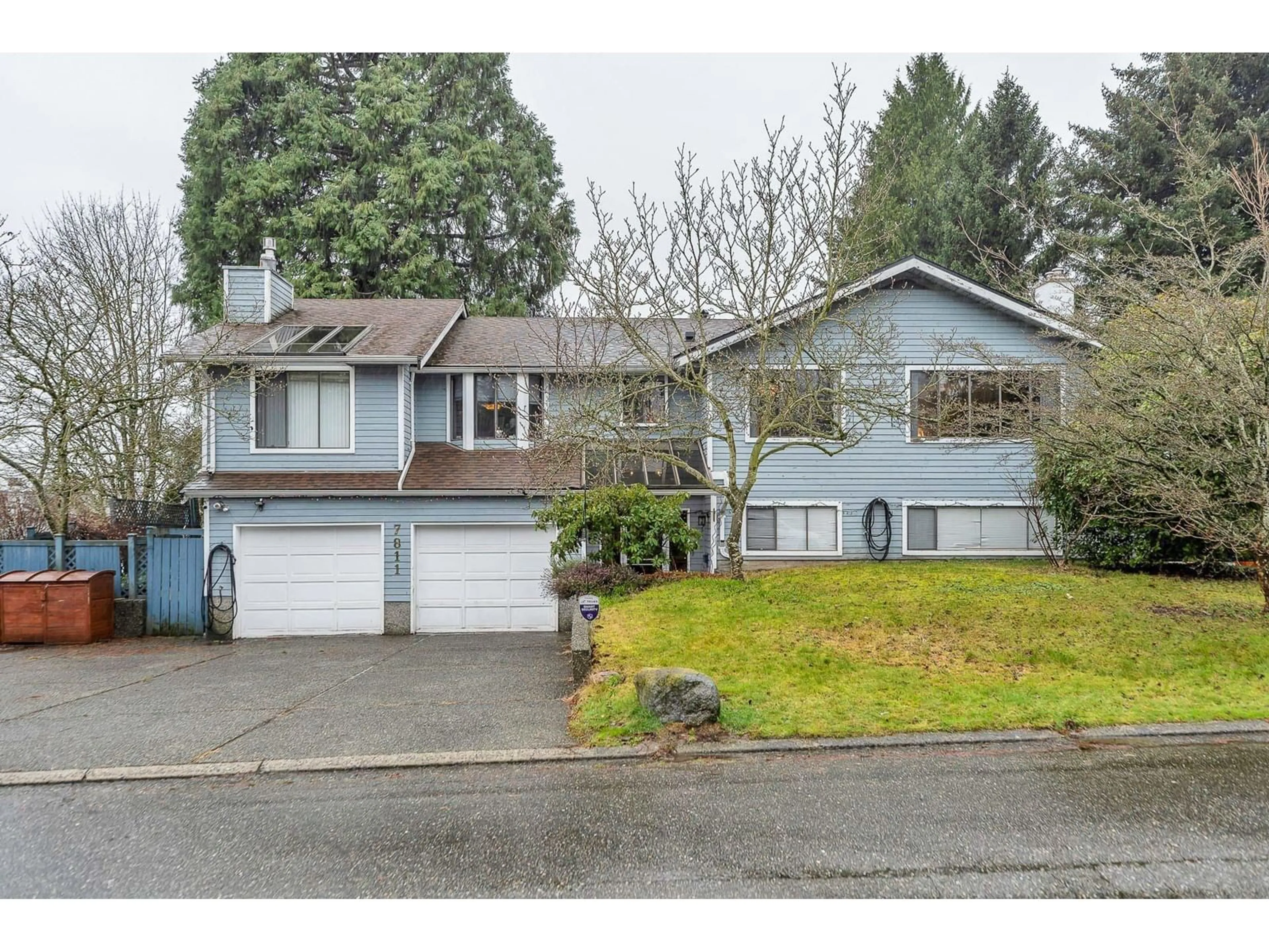Home with vinyl exterior material, street for 7811 114A, Delta British Columbia V4C5L8