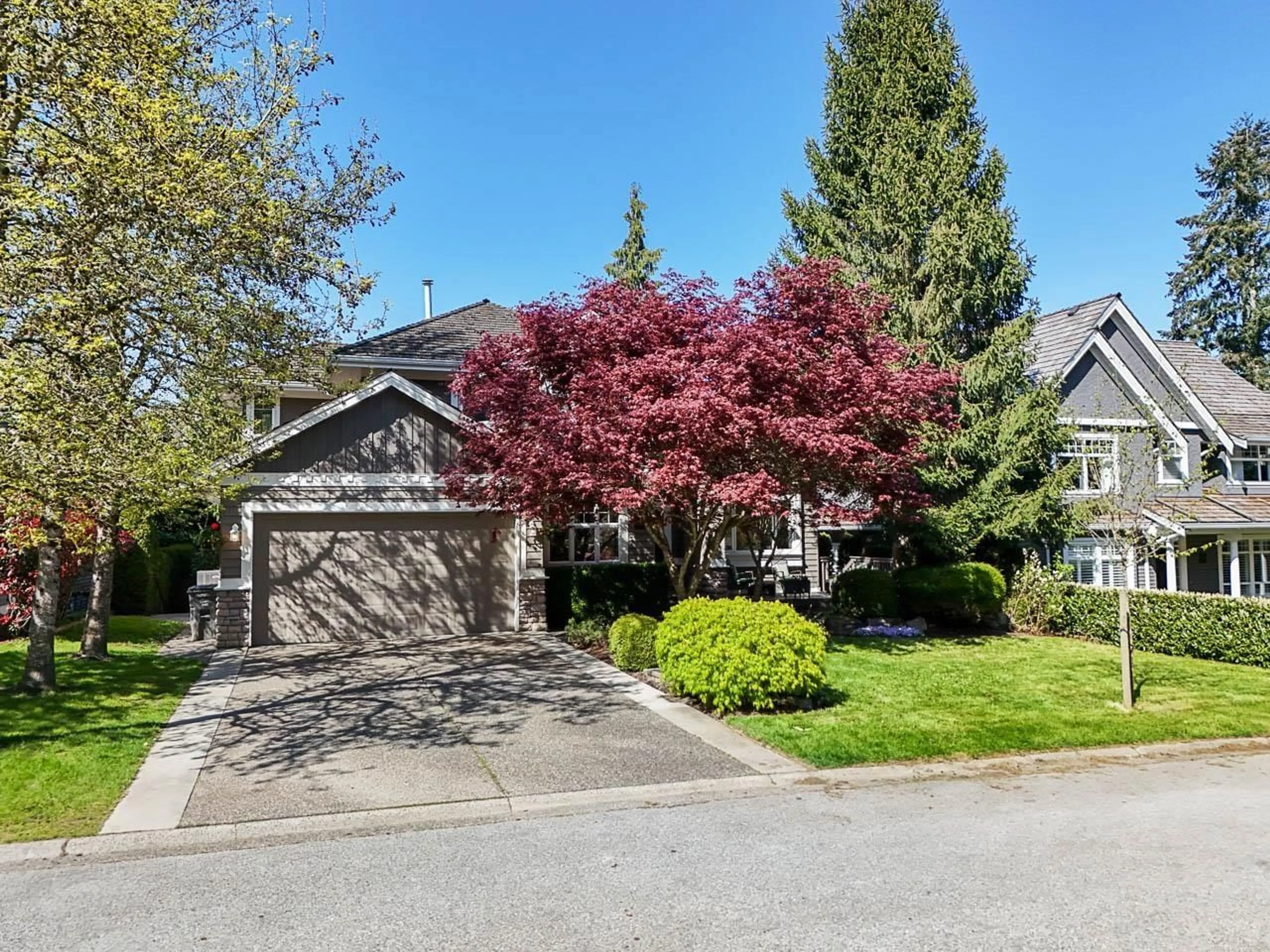 Unknown for 15585 37, Surrey British Columbia V3Z0H4