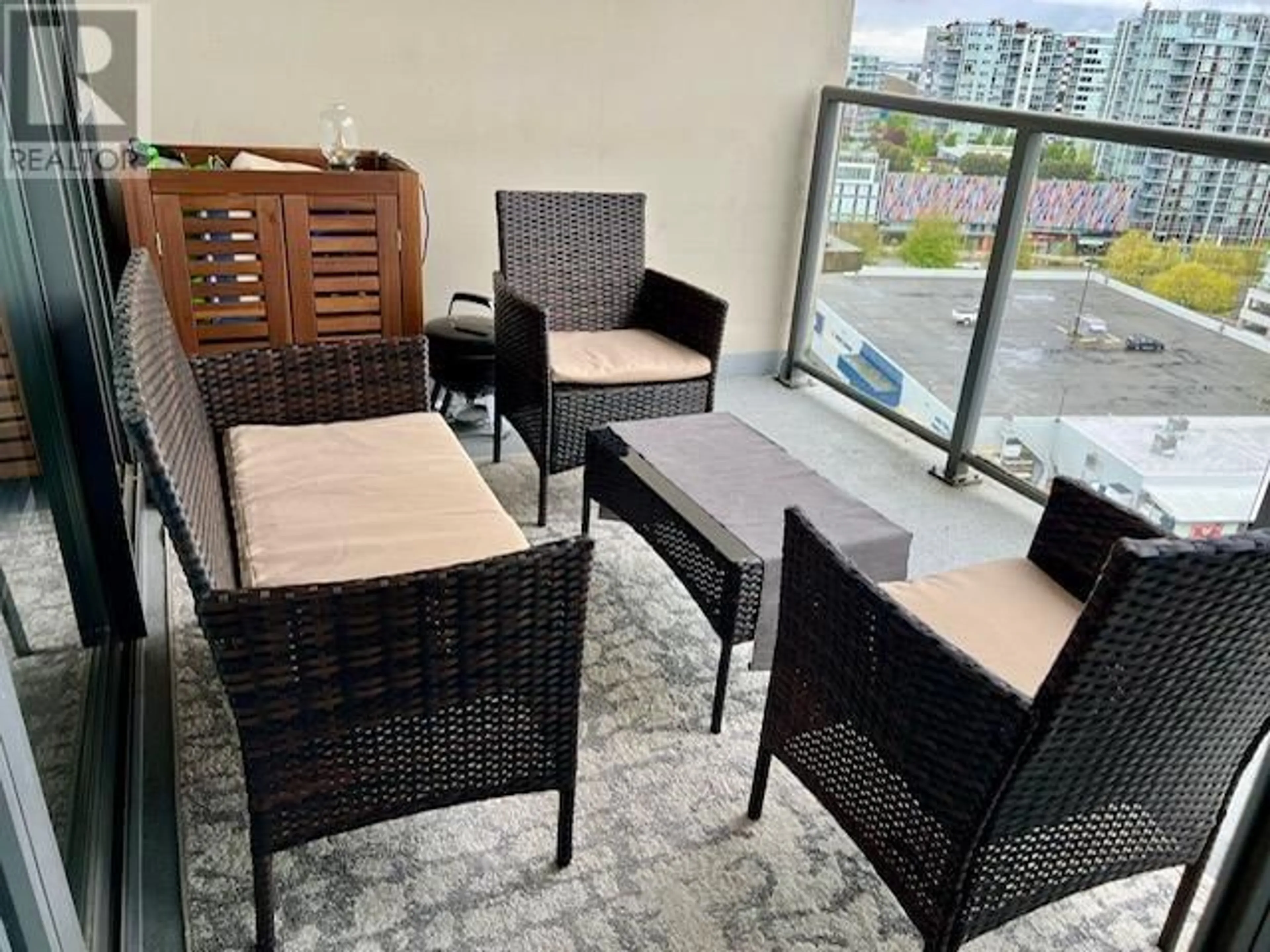 Patio, water/lake/river/ocean view for 1607 - 7360 ELMBRIDGE WAY, Richmond British Columbia V6X0A5