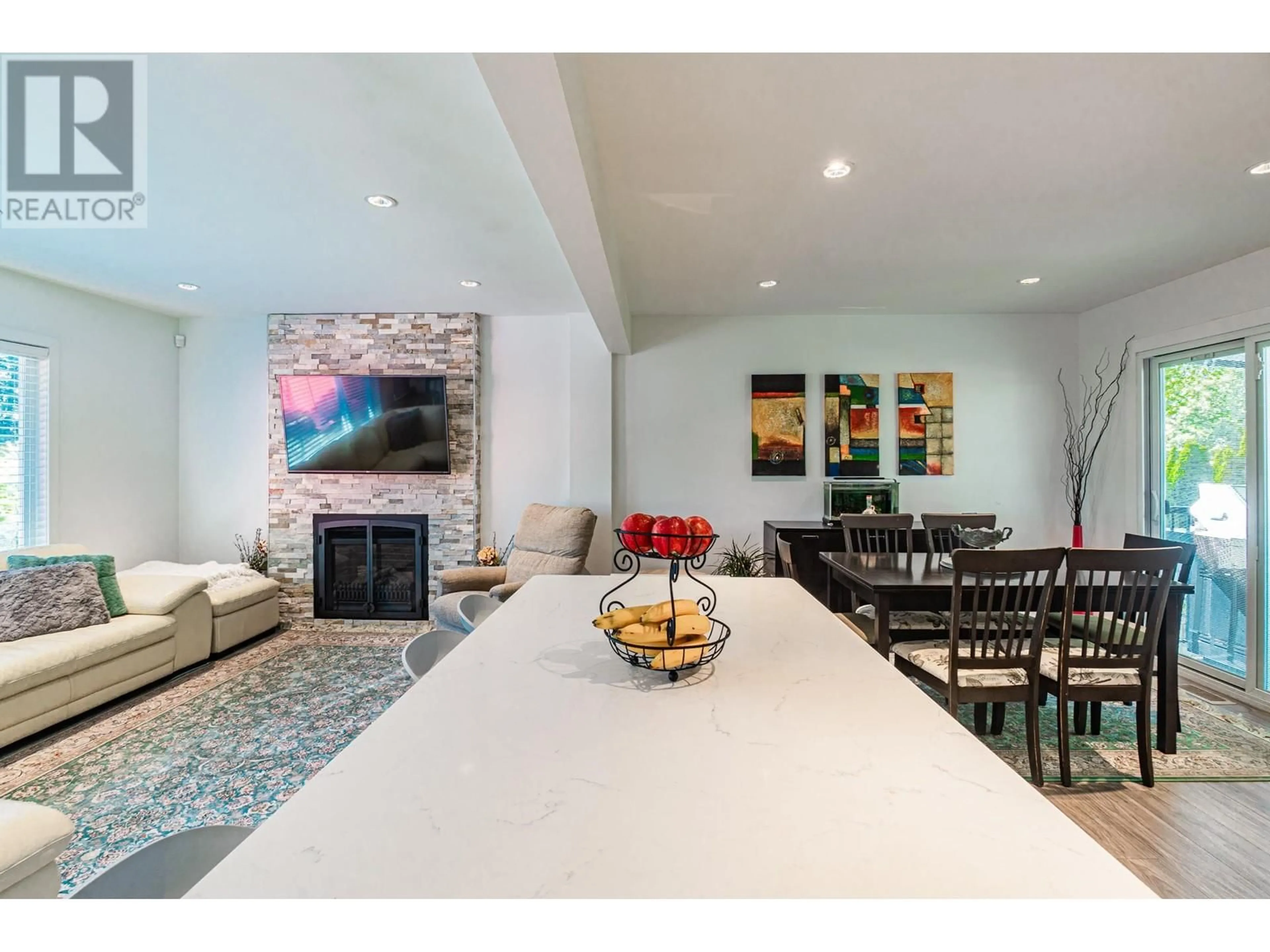 Unknown for 512 24TH STREET, North Vancouver British Columbia V7M2E1