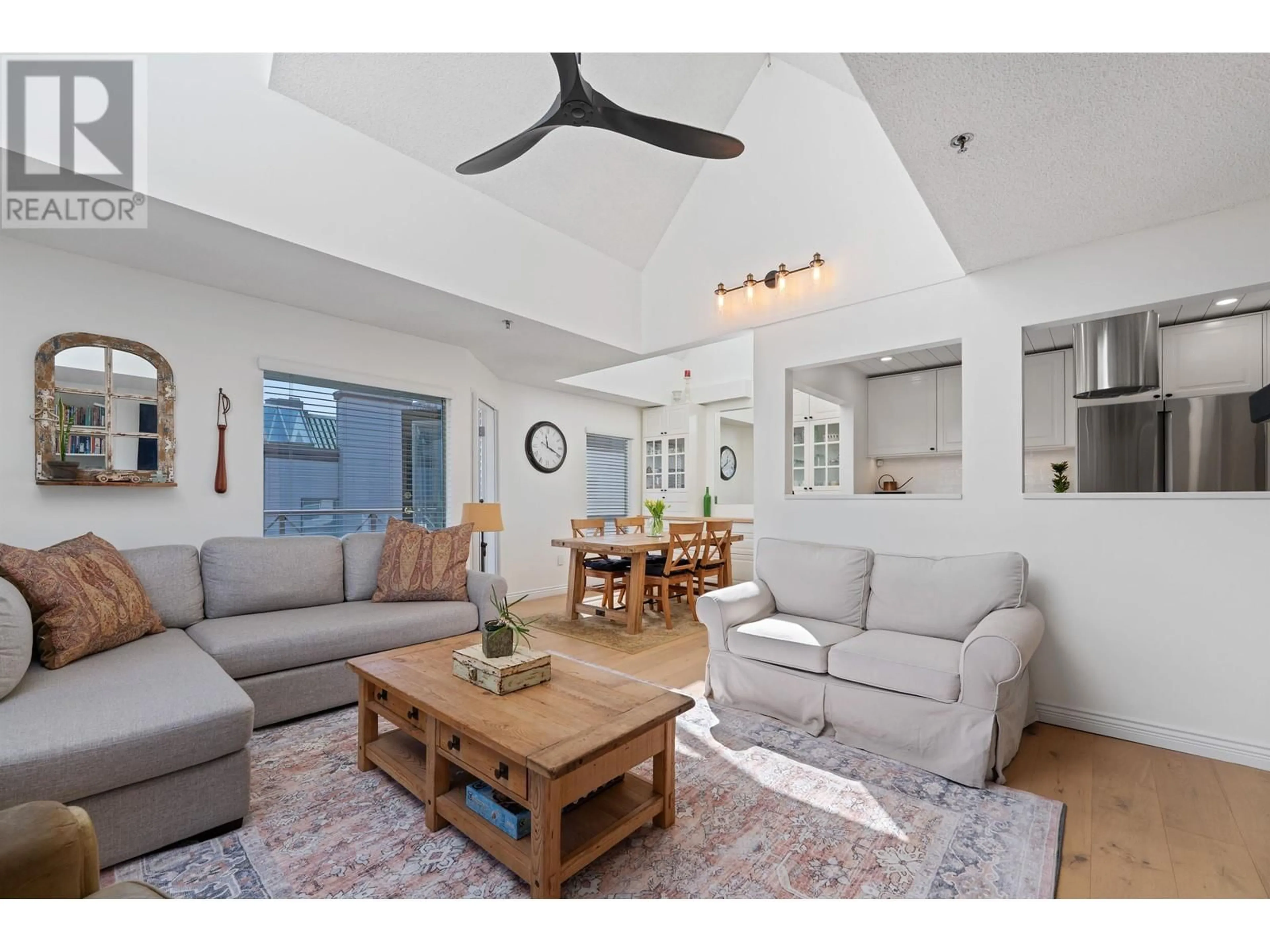 Living room with furniture, unknown for 301 - 910 8TH AVENUE, Vancouver British Columbia V5Z1E5