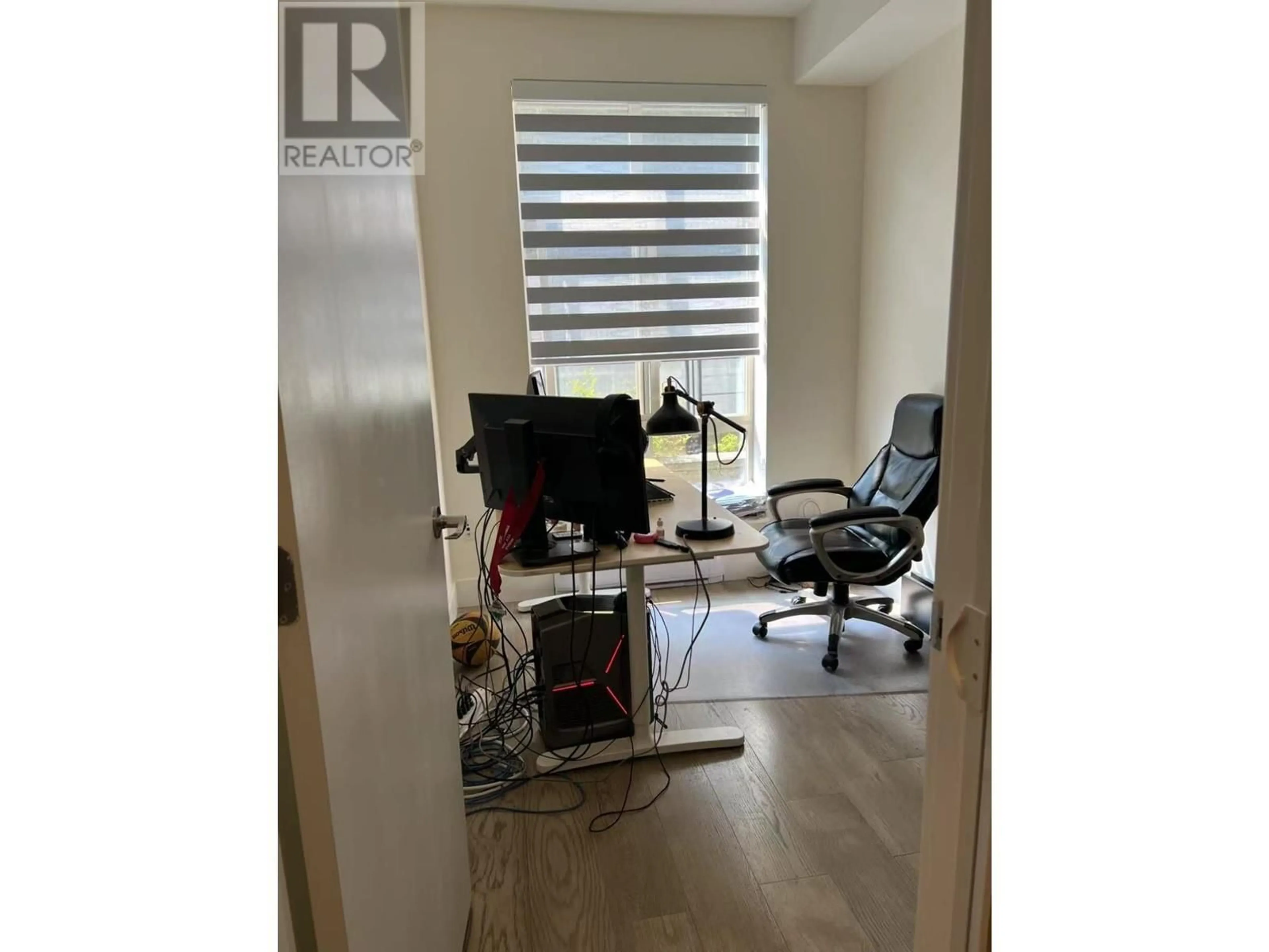 A pic of a room for 122 - 5777 BIRNEY AVENUE, Vancouver British Columbia V6S0A4