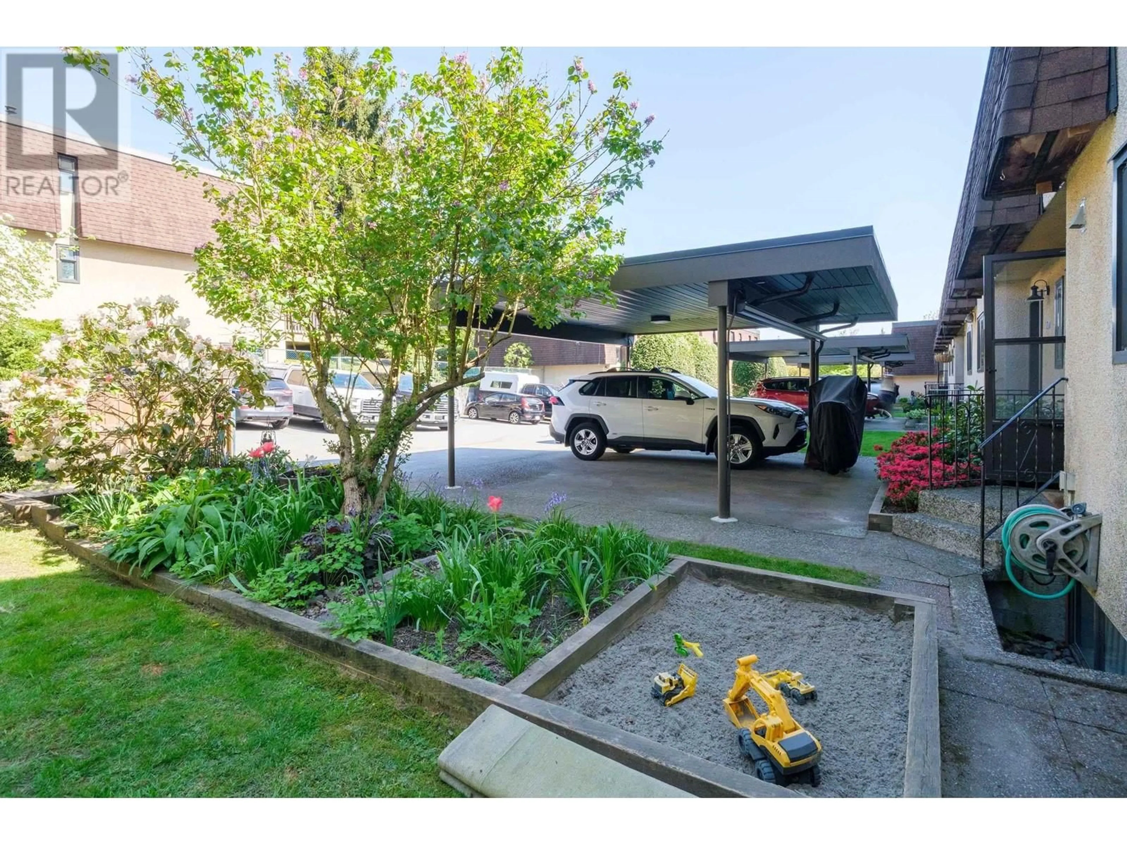 Indoor garage for 823 OLD LILLOOET ROAD, North Vancouver British Columbia V7J2H6