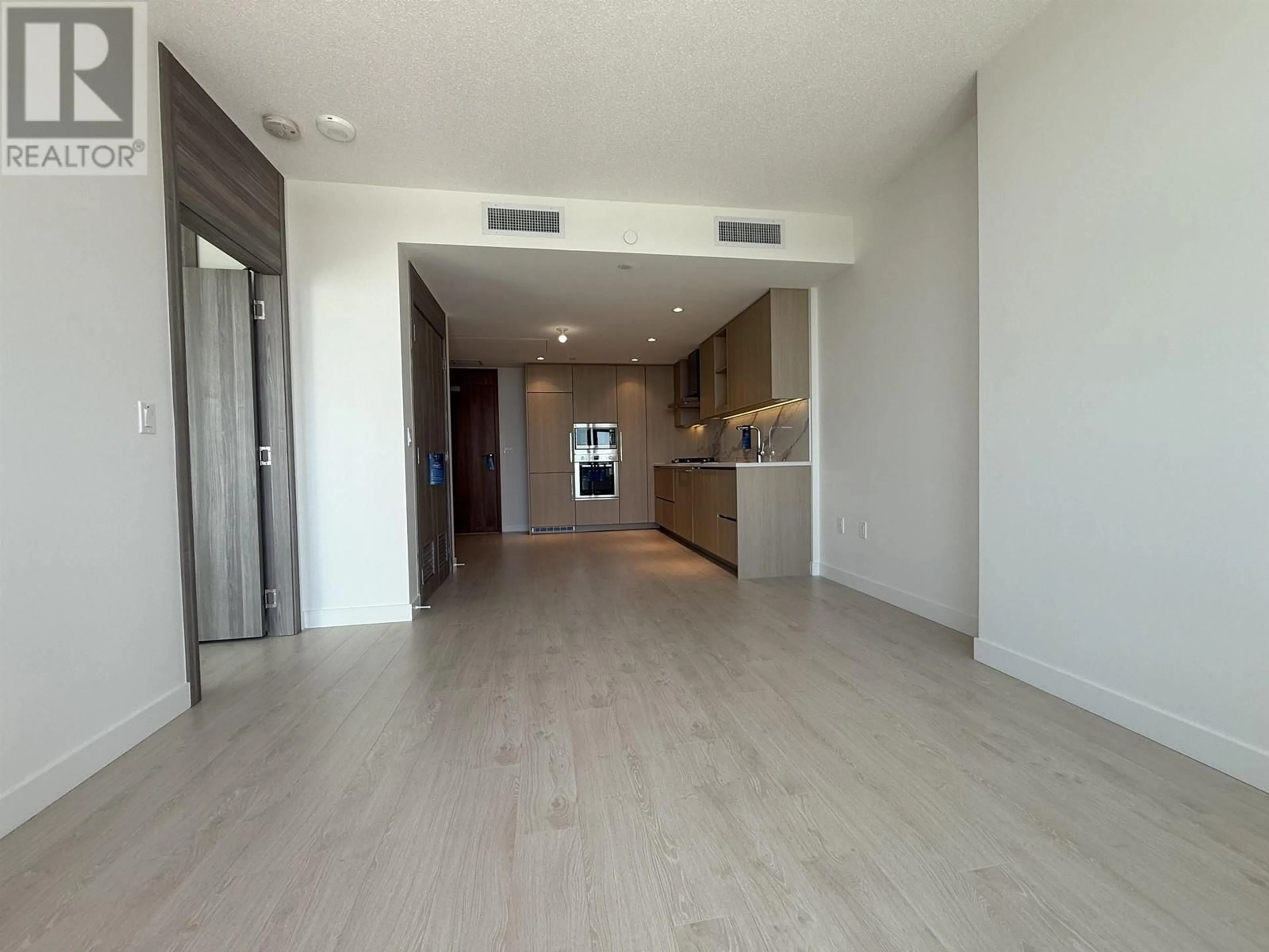Unknown for 1107 - 8611 HAZELBRIDGE WAY, Richmond British Columbia V6X0W8