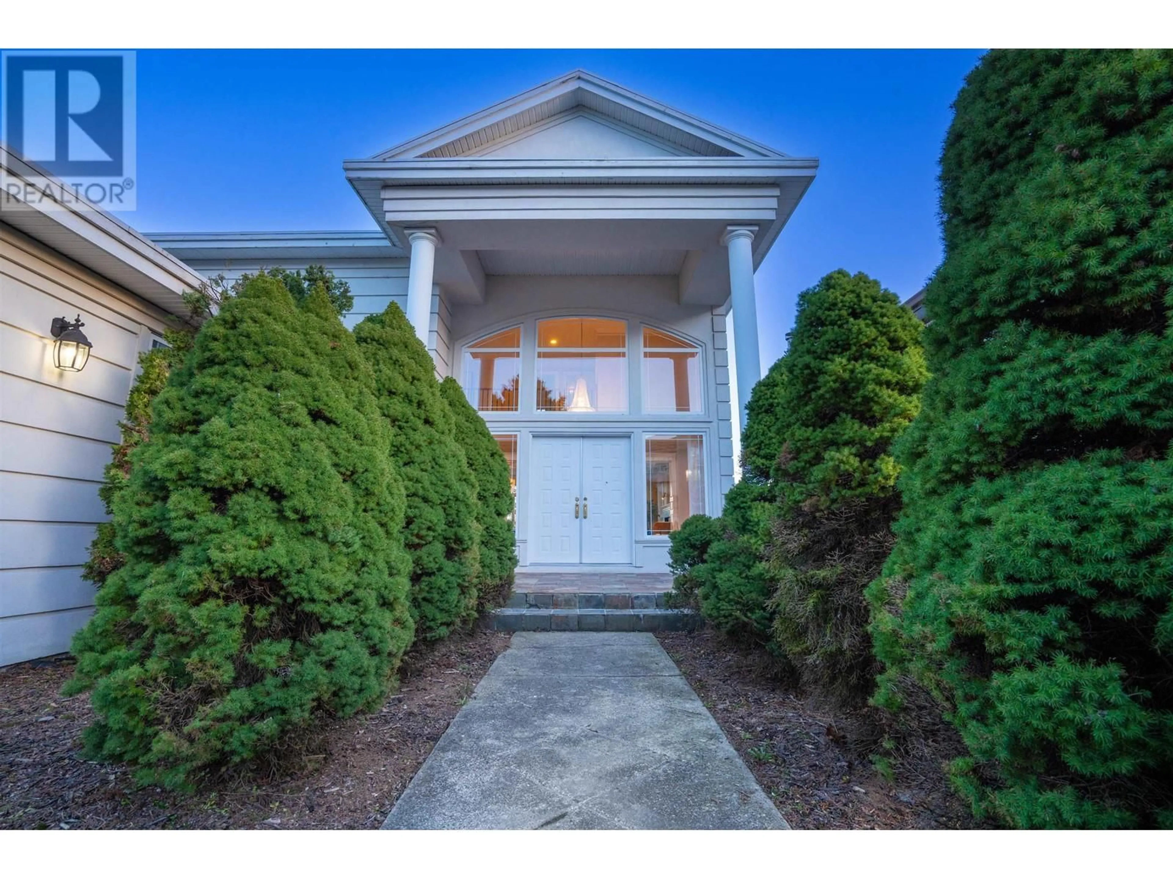Indoor entryway for 3126 SILVERTHRONE DRIVE, Coquitlam British Columbia V3E3B1
