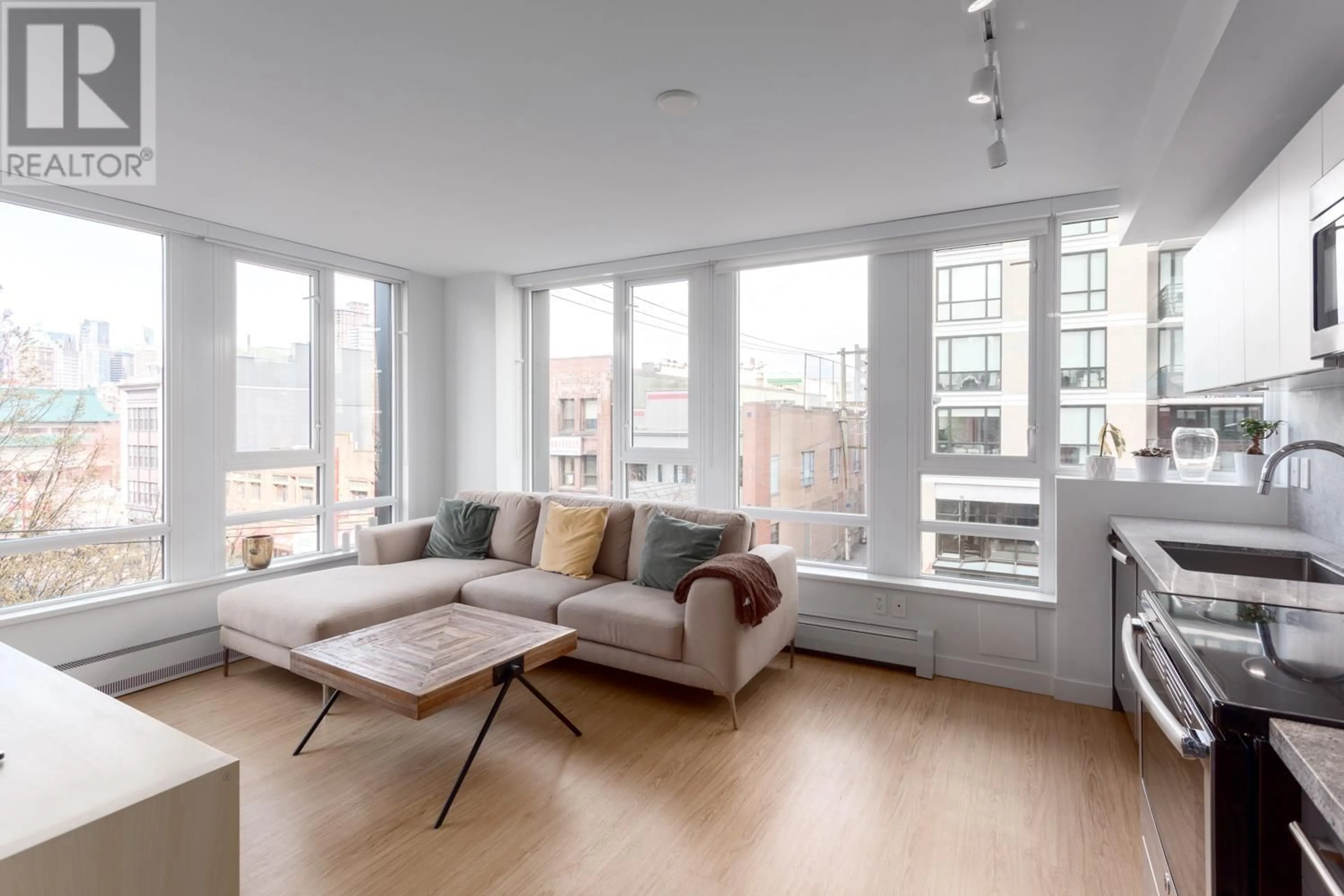 Living room with furniture, unknown for 507 - 188 KEEFER STREET, Vancouver British Columbia V6A0E3