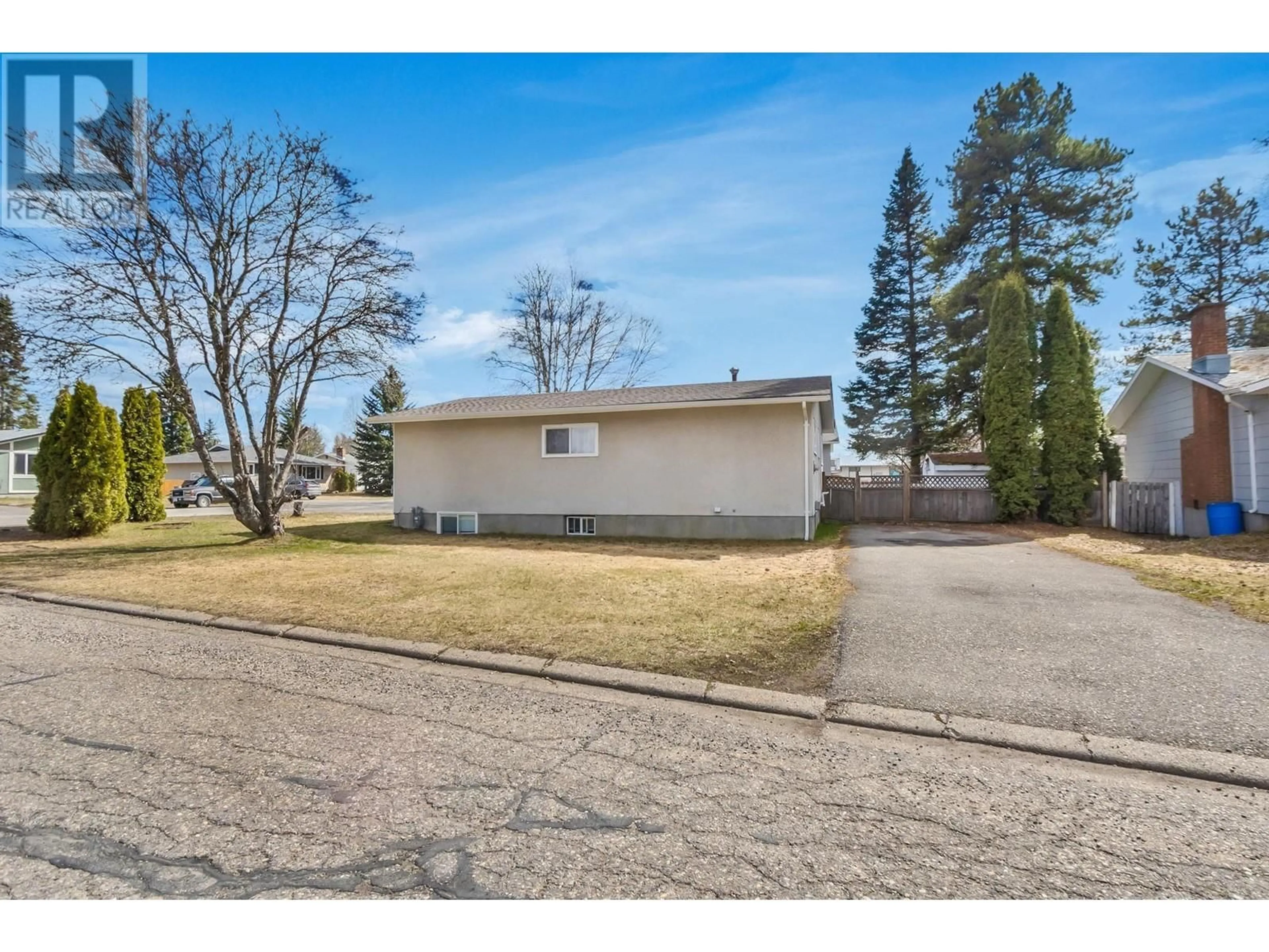 Unknown for 5977 SIMON FRASER AVENUE, Prince George British Columbia V2N2C7