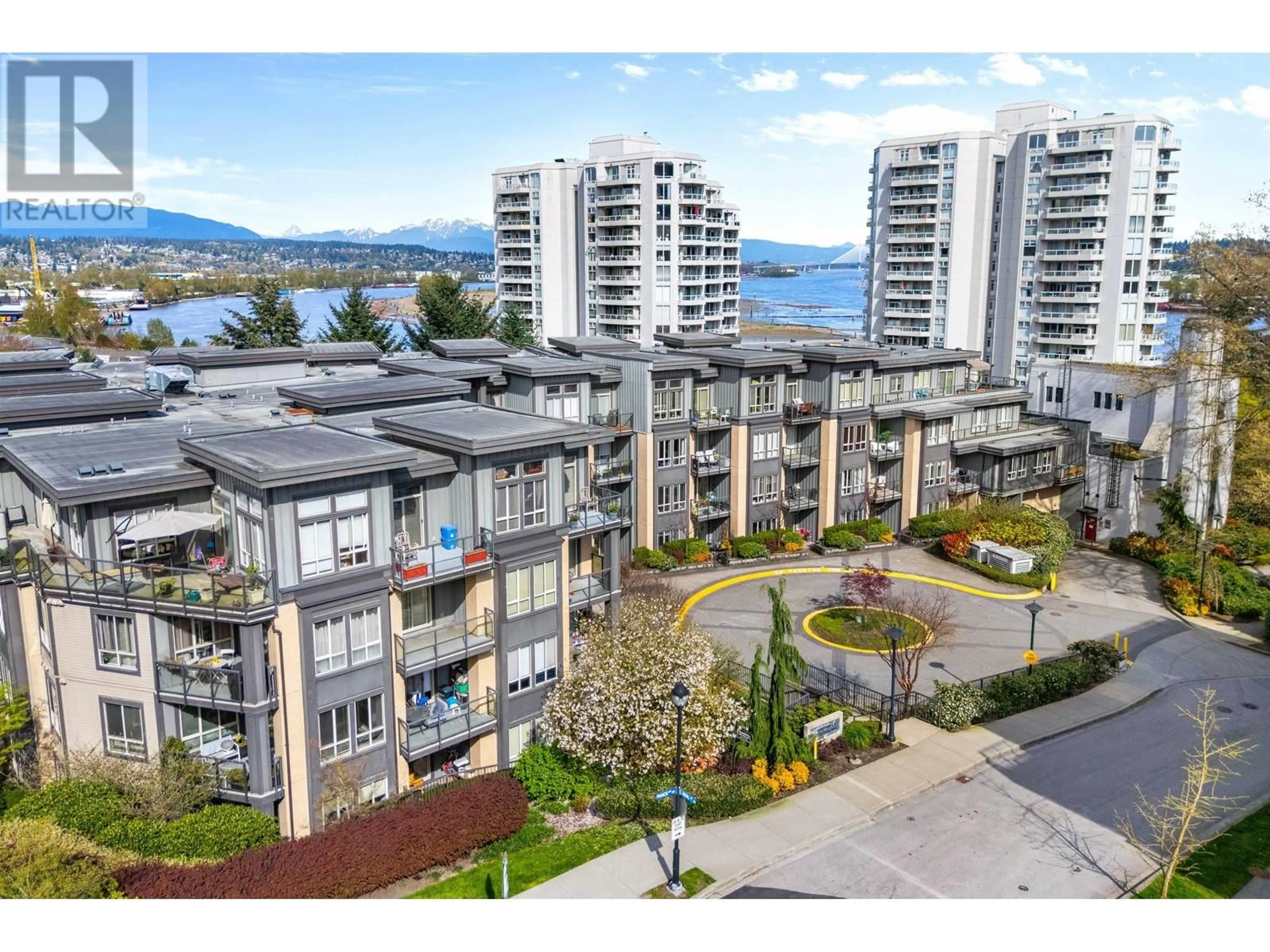 A pic from outside/outdoor area/front of a property/back of a property/a pic from drone, water/lake/river/ocean view for 317 - 225 FRANCIS WAY, New Westminster British Columbia V3L0G1