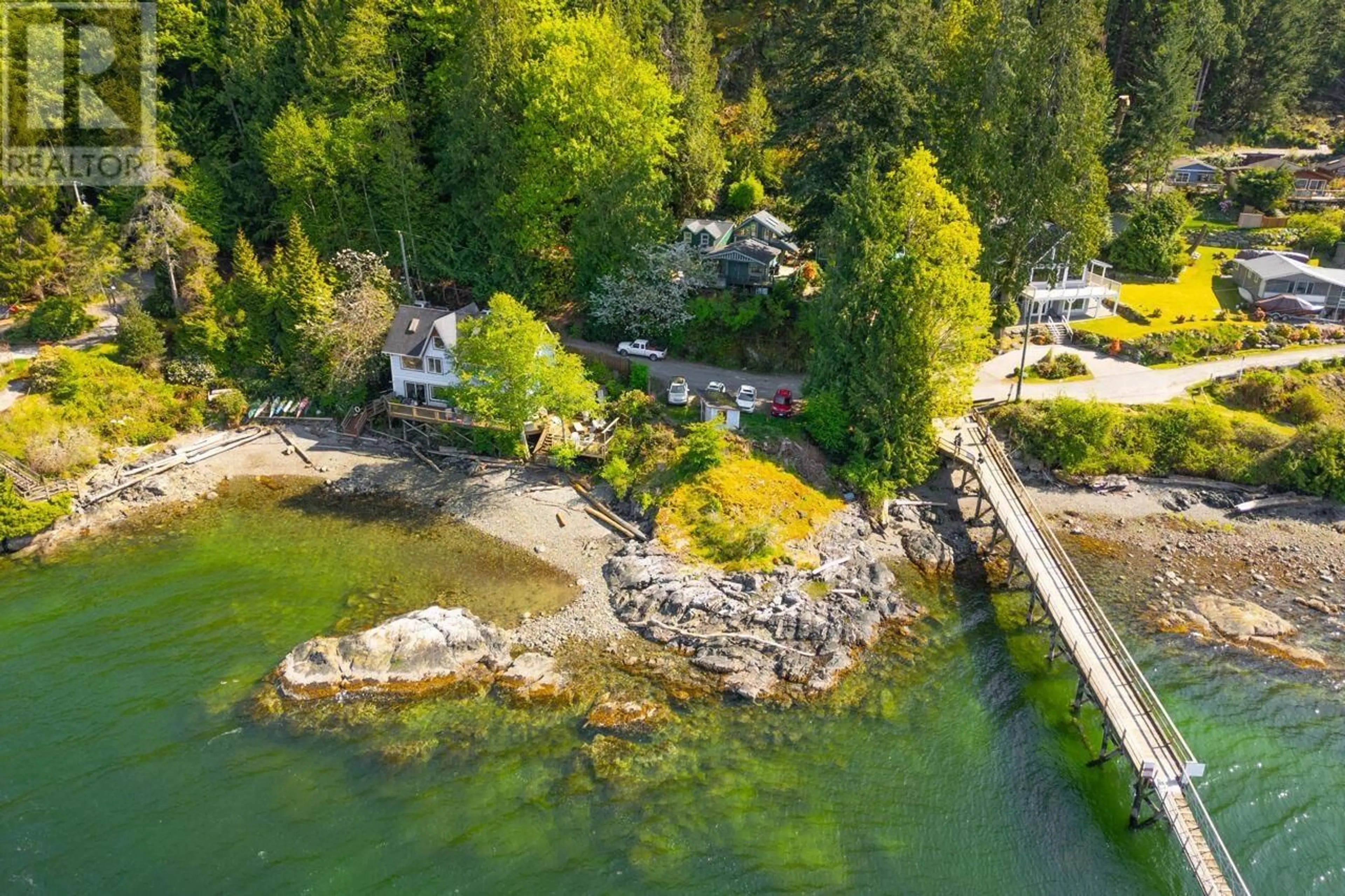 A pic from outside/outdoor area/front of a property/back of a property/a pic from drone, water/lake/river/ocean view for 1587 MOUNT GARDNER ROAD, Bowen Island British Columbia V0N1G2